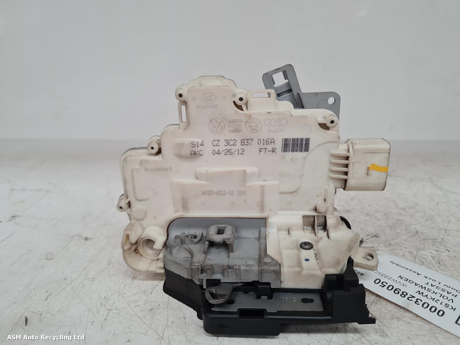View Auto part Door Lock Assembly Volkswagen Passat 2012