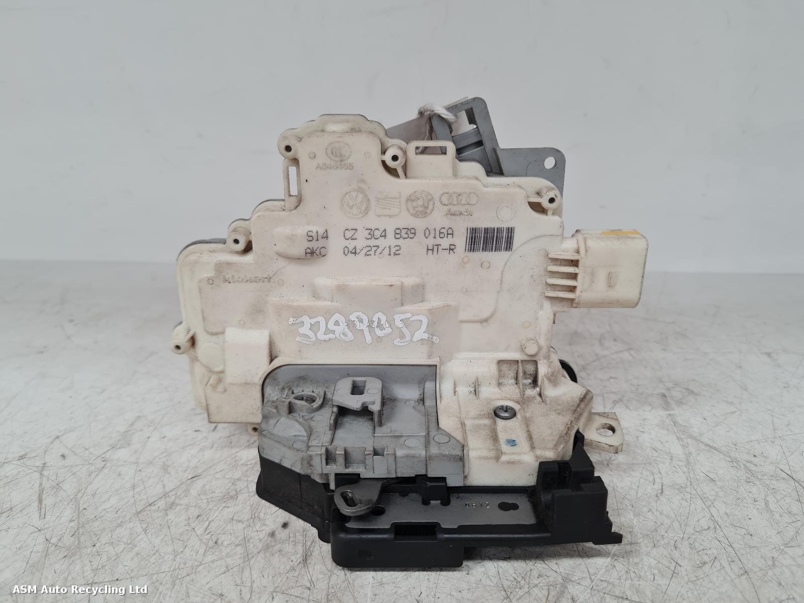 View Auto part Door Lock Assembly Volkswagen Passat 2012