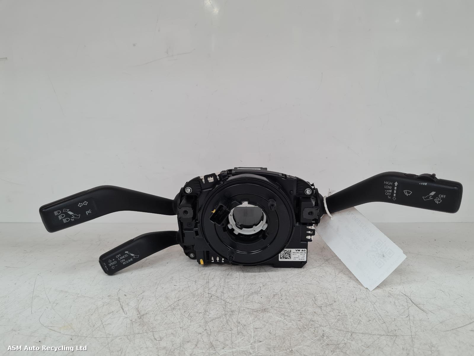 View Auto part Combination Switch Volkswagen Passat 2012