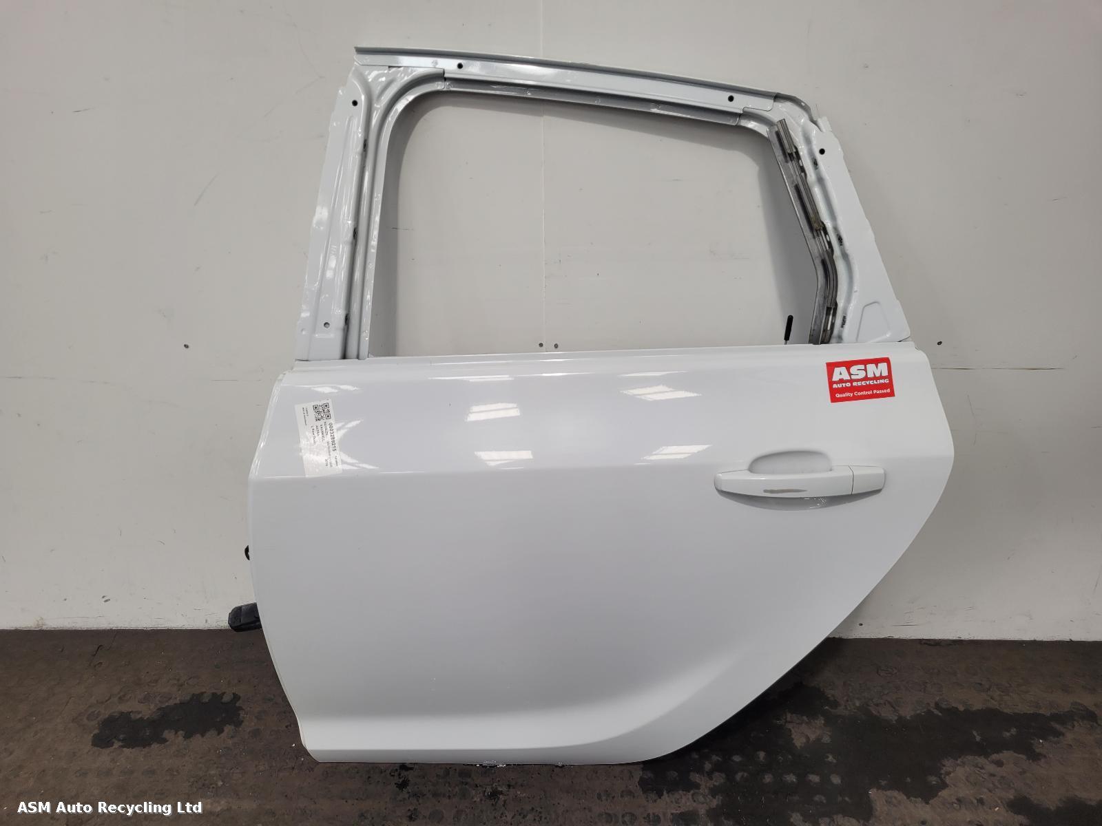 View Auto part L Rear Door Vauxhall Astra 2016