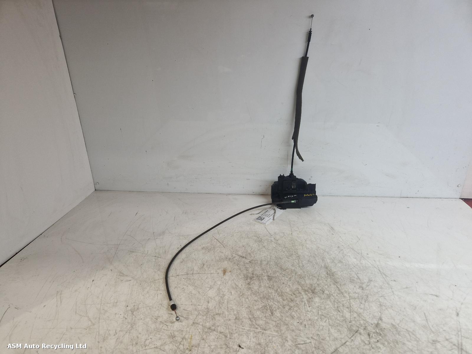 View Auto part Door Lock Assembly Nissan Qashqai 2012