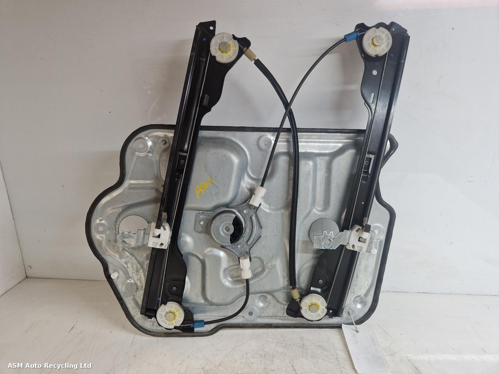 View Auto part LF Window Regulator Nissan Qashqai 2012
