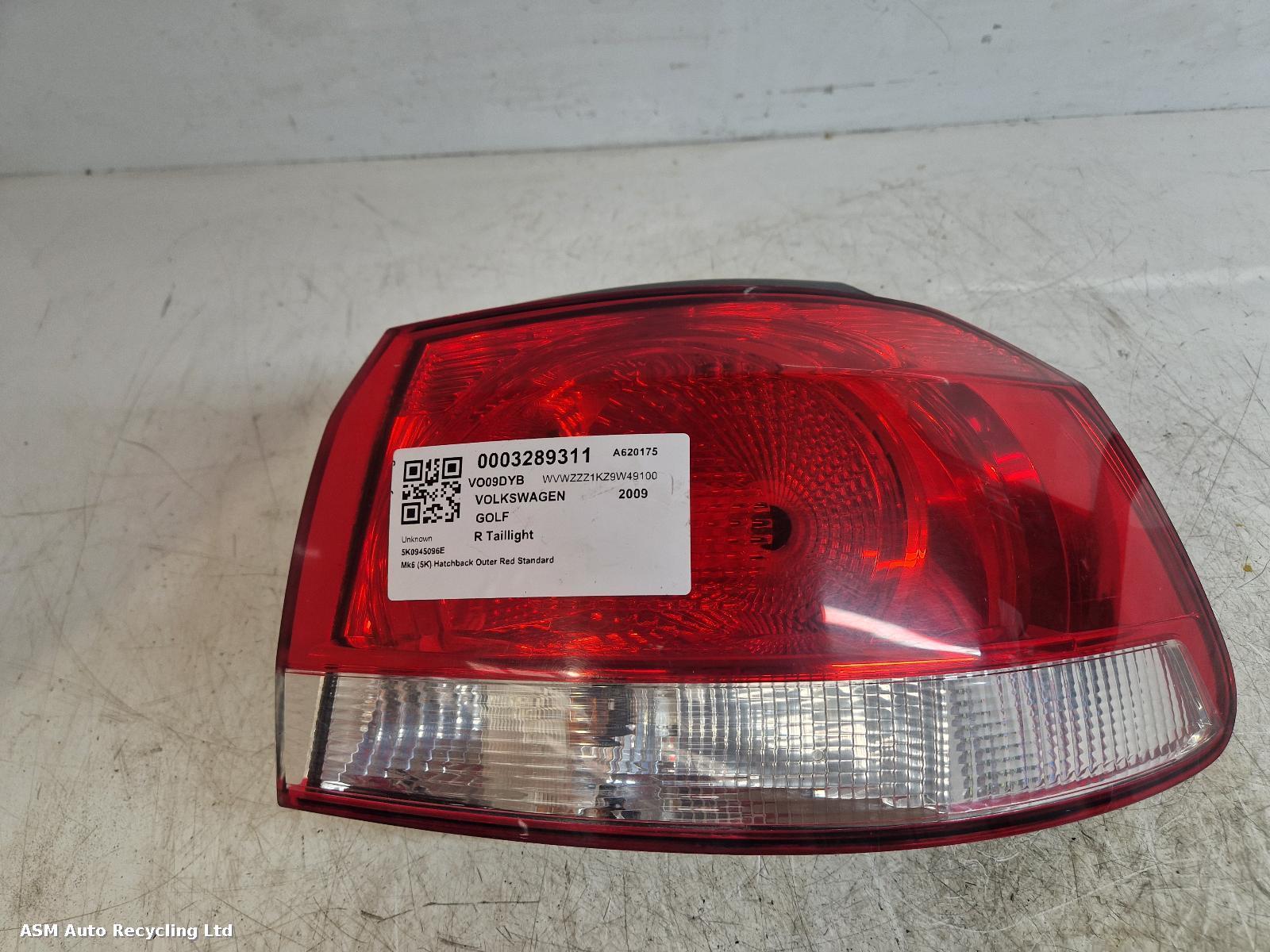 View Auto part R Taillight Volkswagen Golf 2009