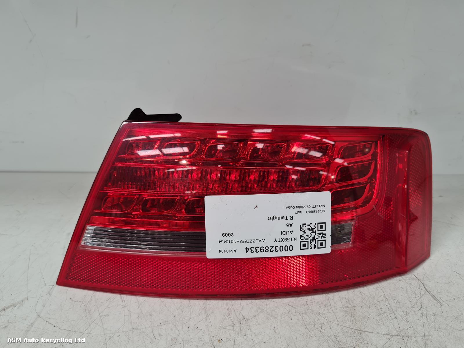 View Auto part R Taillight Audi A5 2009