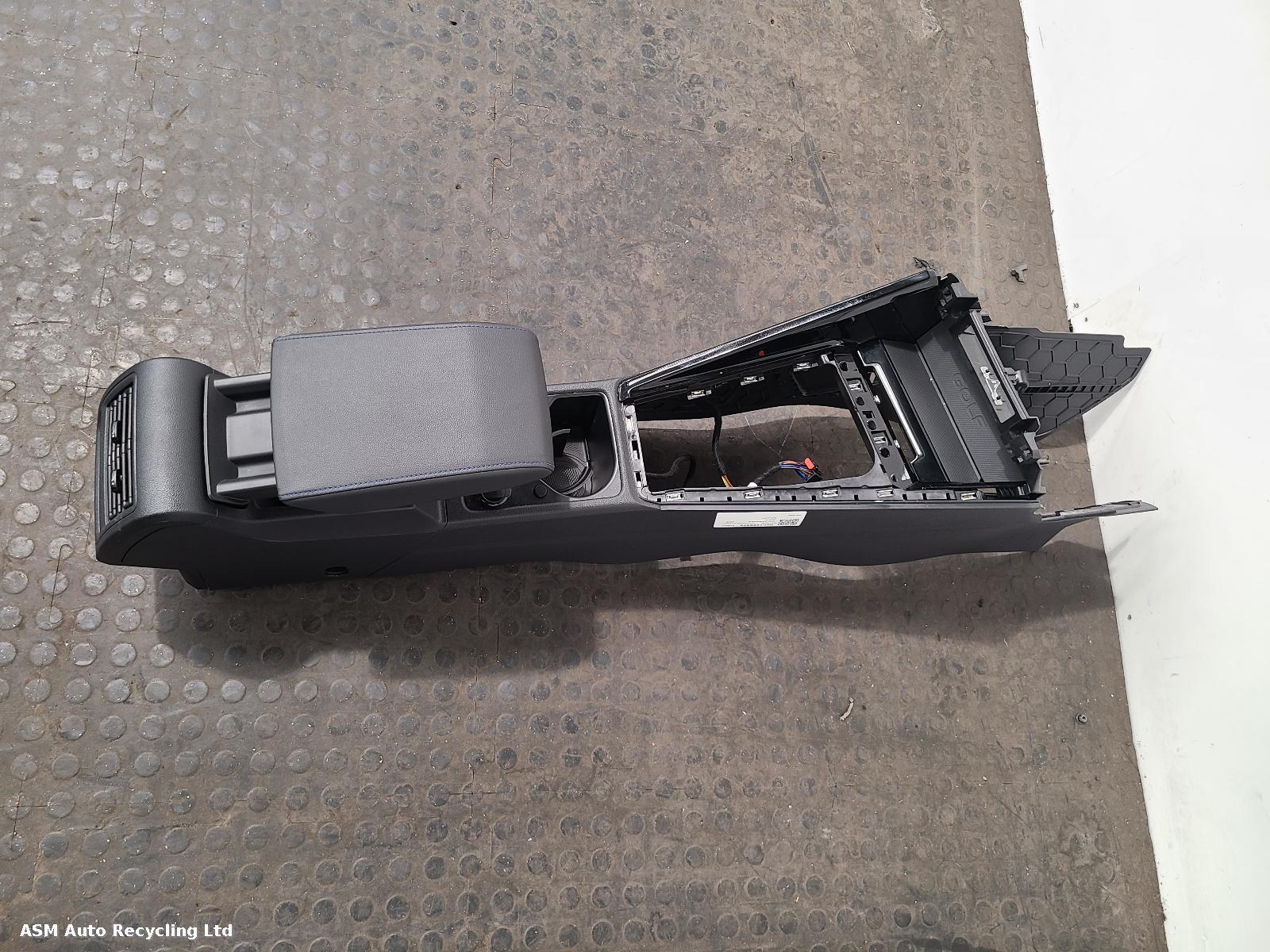 View Auto part Console Volkswagen Golf 2025