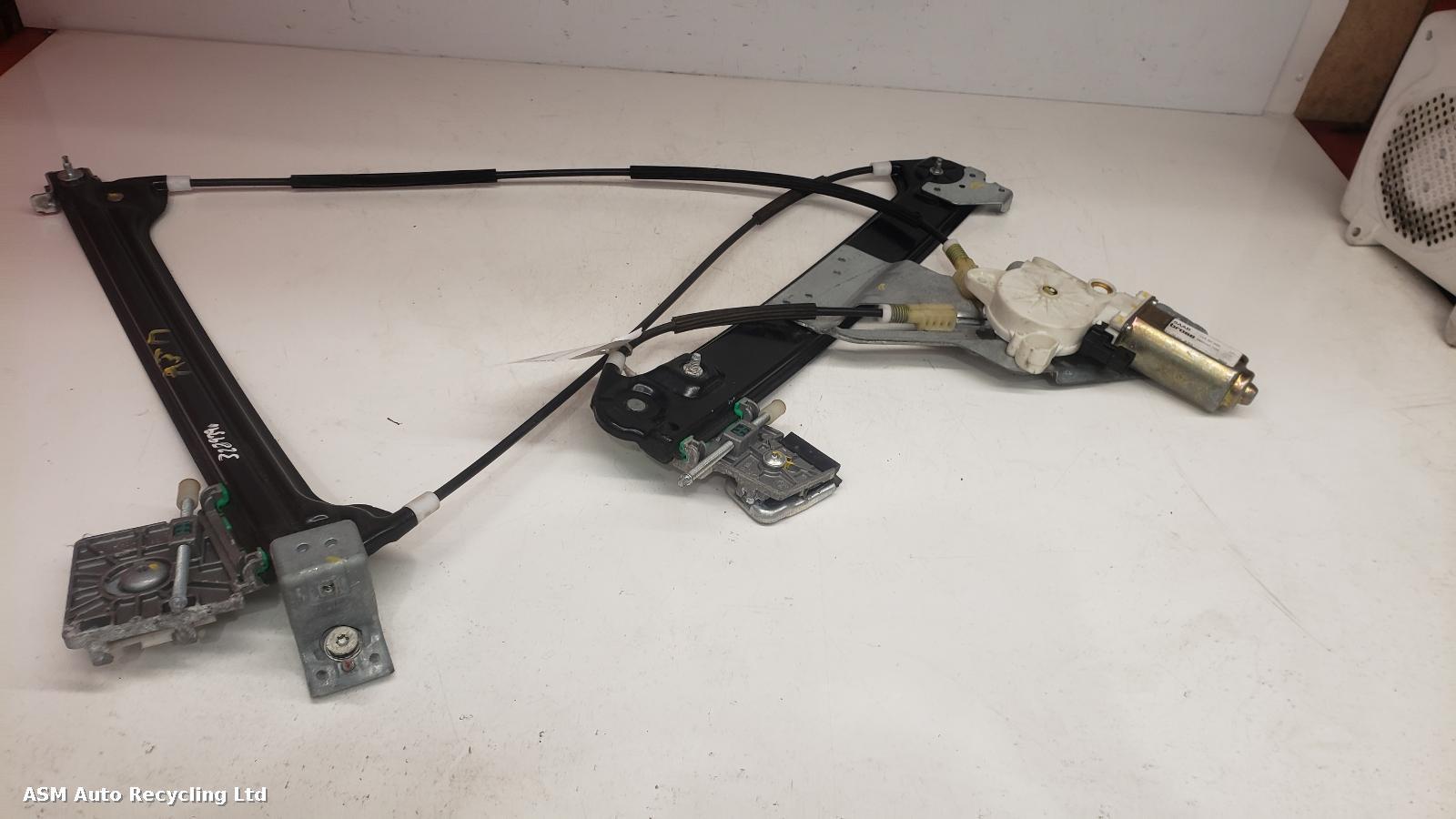 View Auto part LF Window Regulator Saab 93 2004