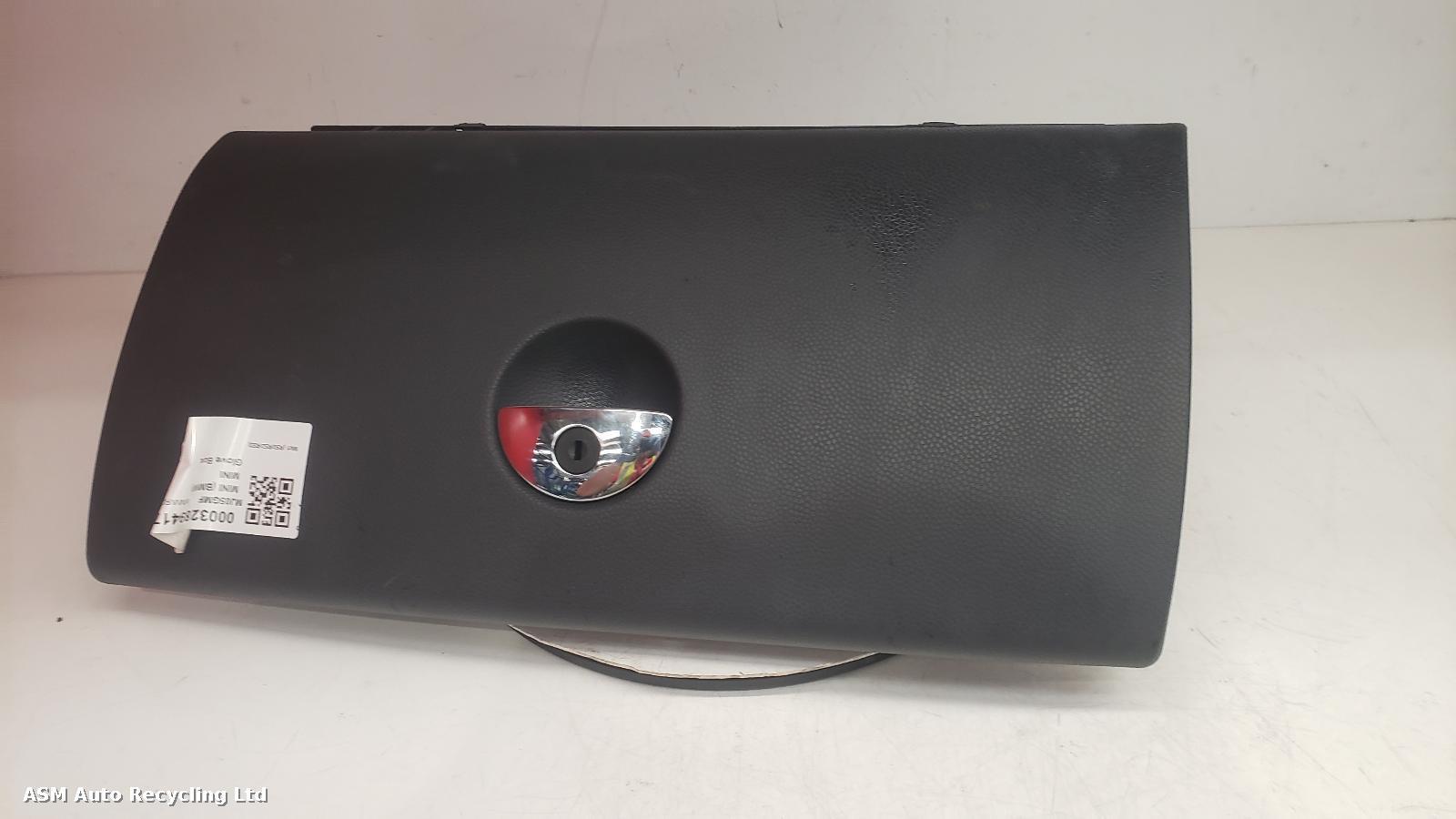 View Auto part Glove Box Mini (bmw) Mini 2005