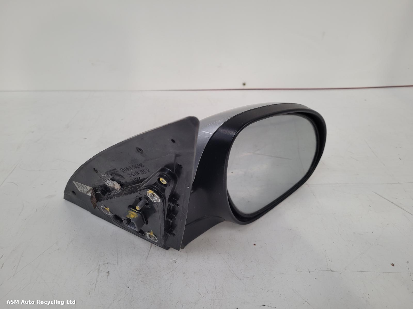 View Auto part R Door Mirror Hyundai I30 2009