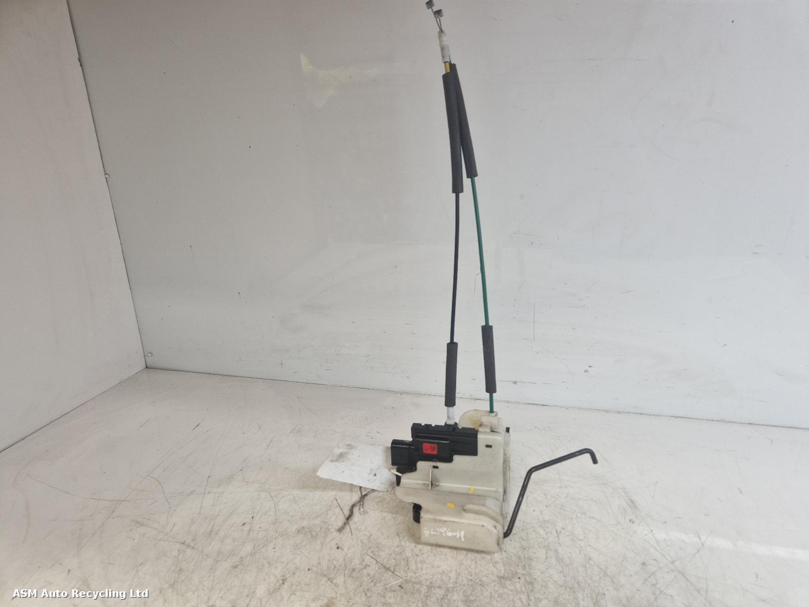 View Auto part Door Lock Assembly Hyundai I10 2015