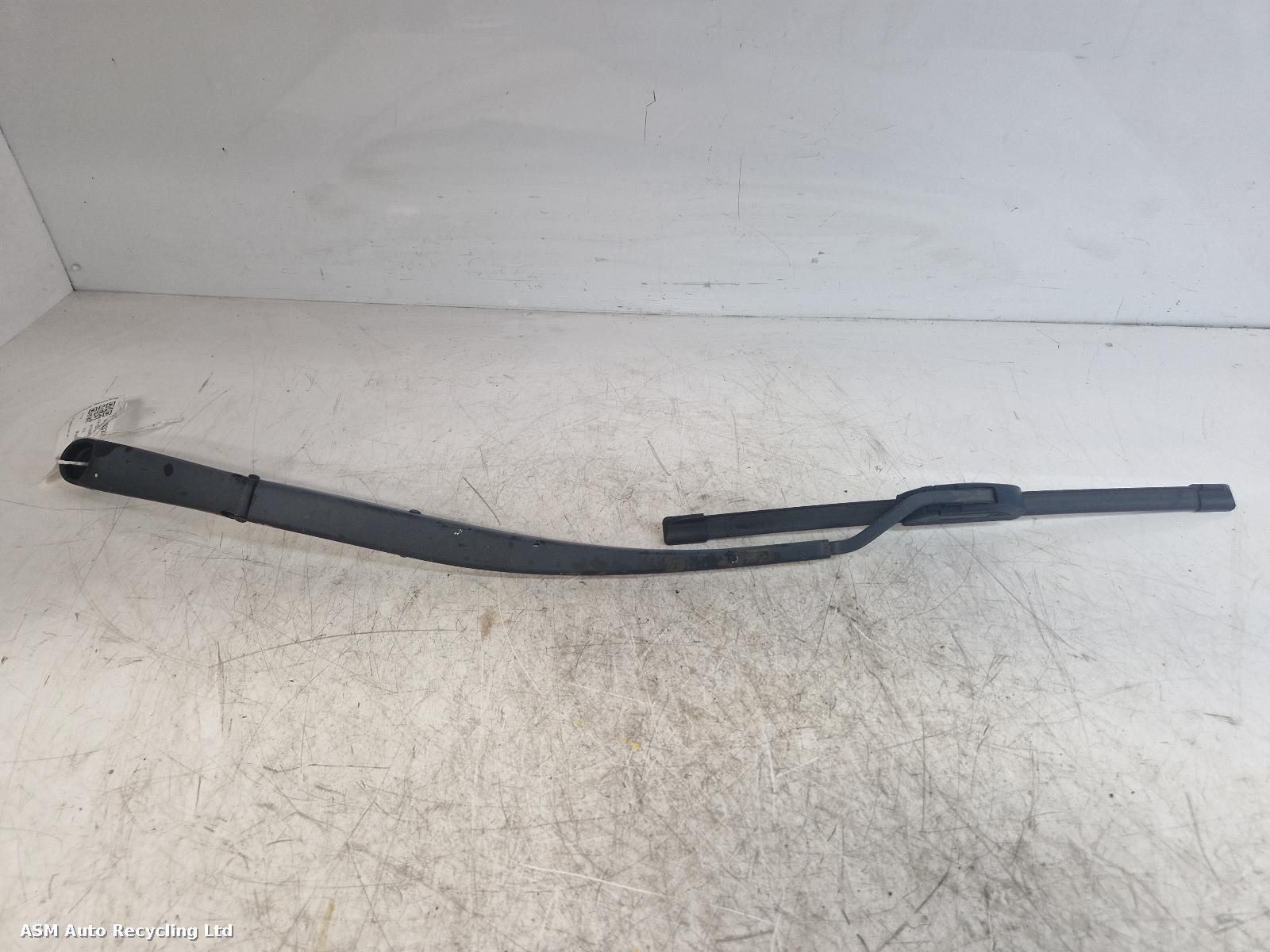 View Auto part Wiper Arm Hyundai I10 2015