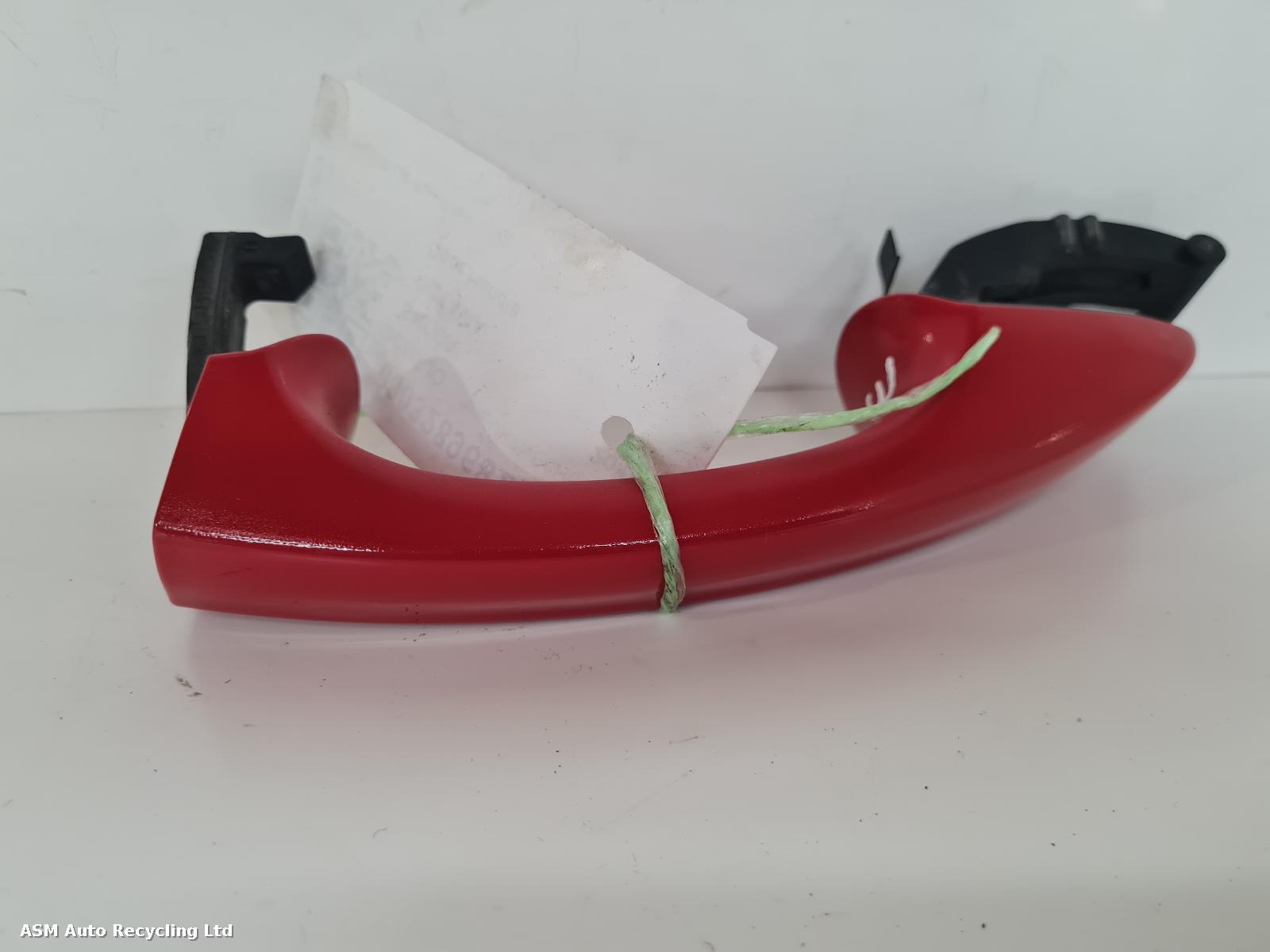 View Auto part Door Handle Skoda Octavia 2016