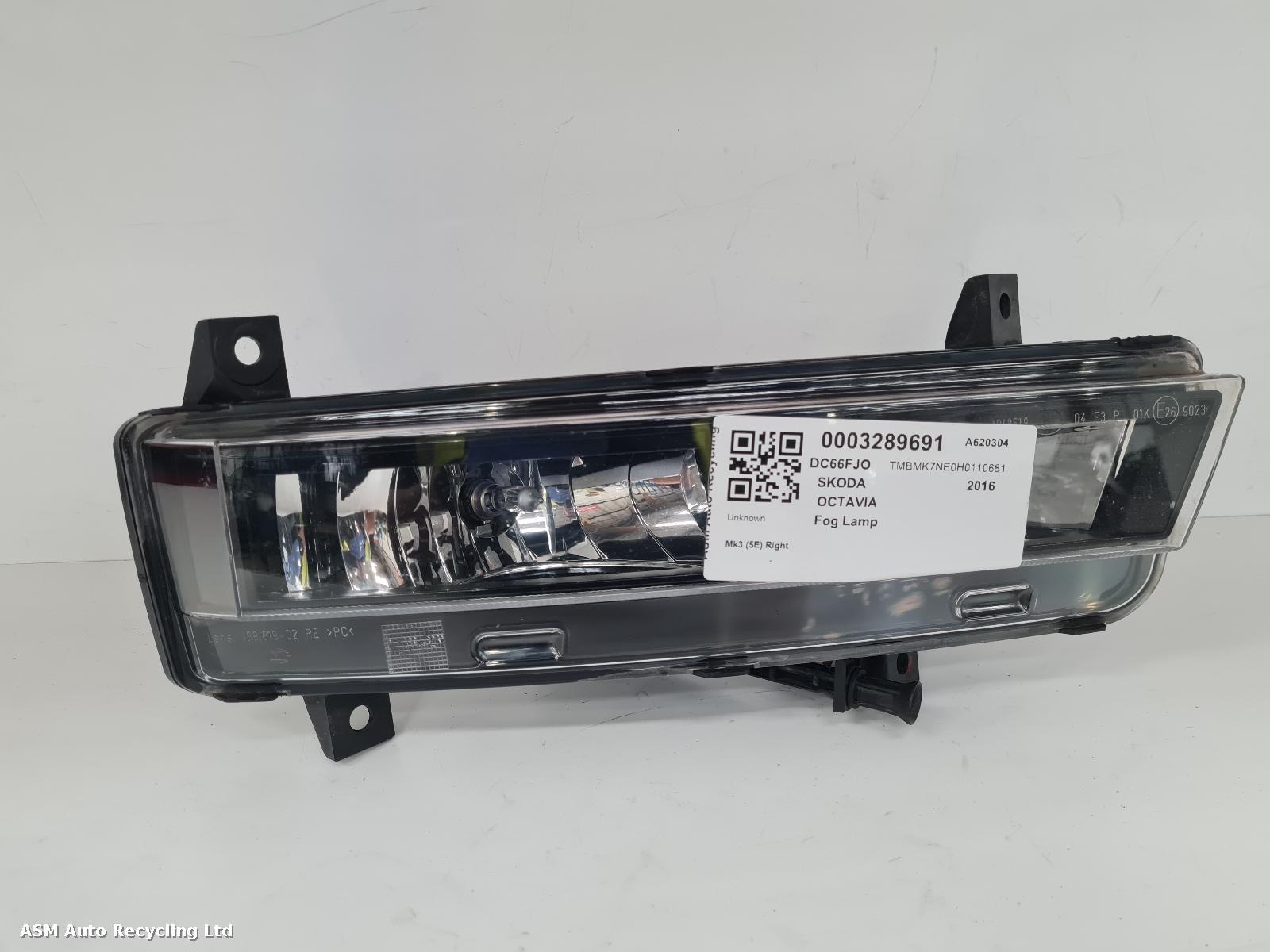 View Auto part Fog Lamp Skoda Octavia 2016