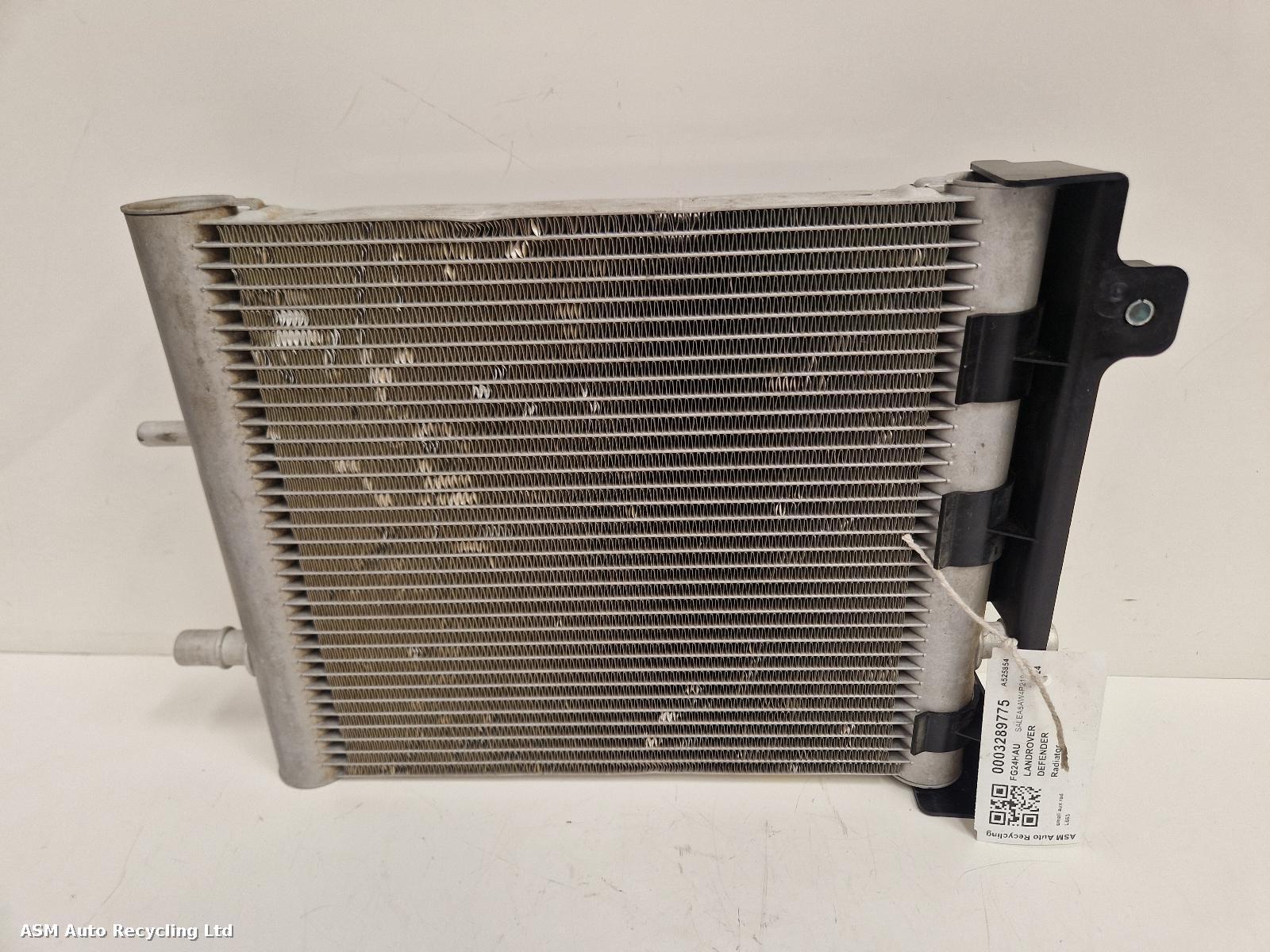 View Auto part Radiator Land Rover Defender 2024