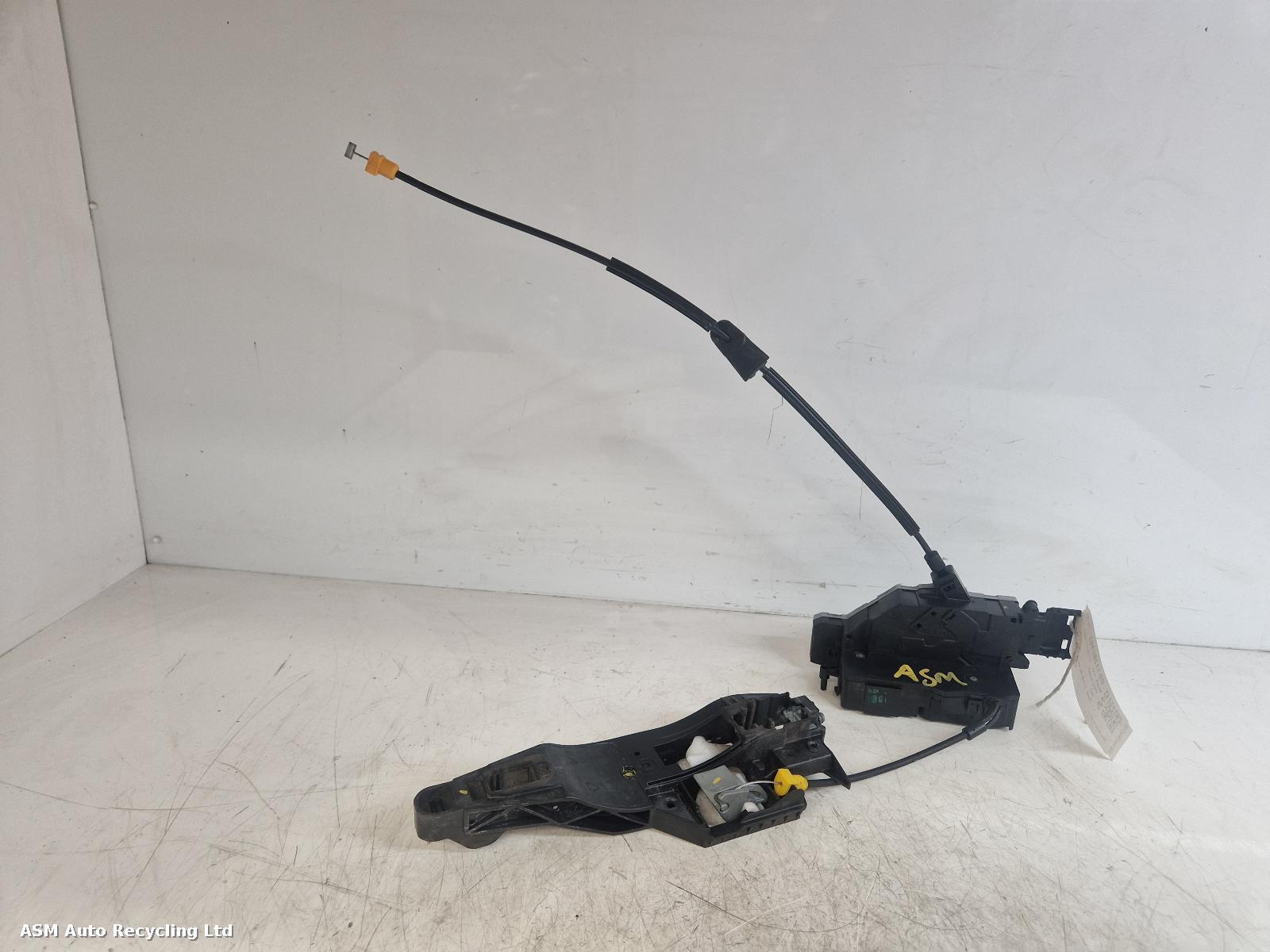 View Auto part Door Lock Assembly Peugeot 207 2011