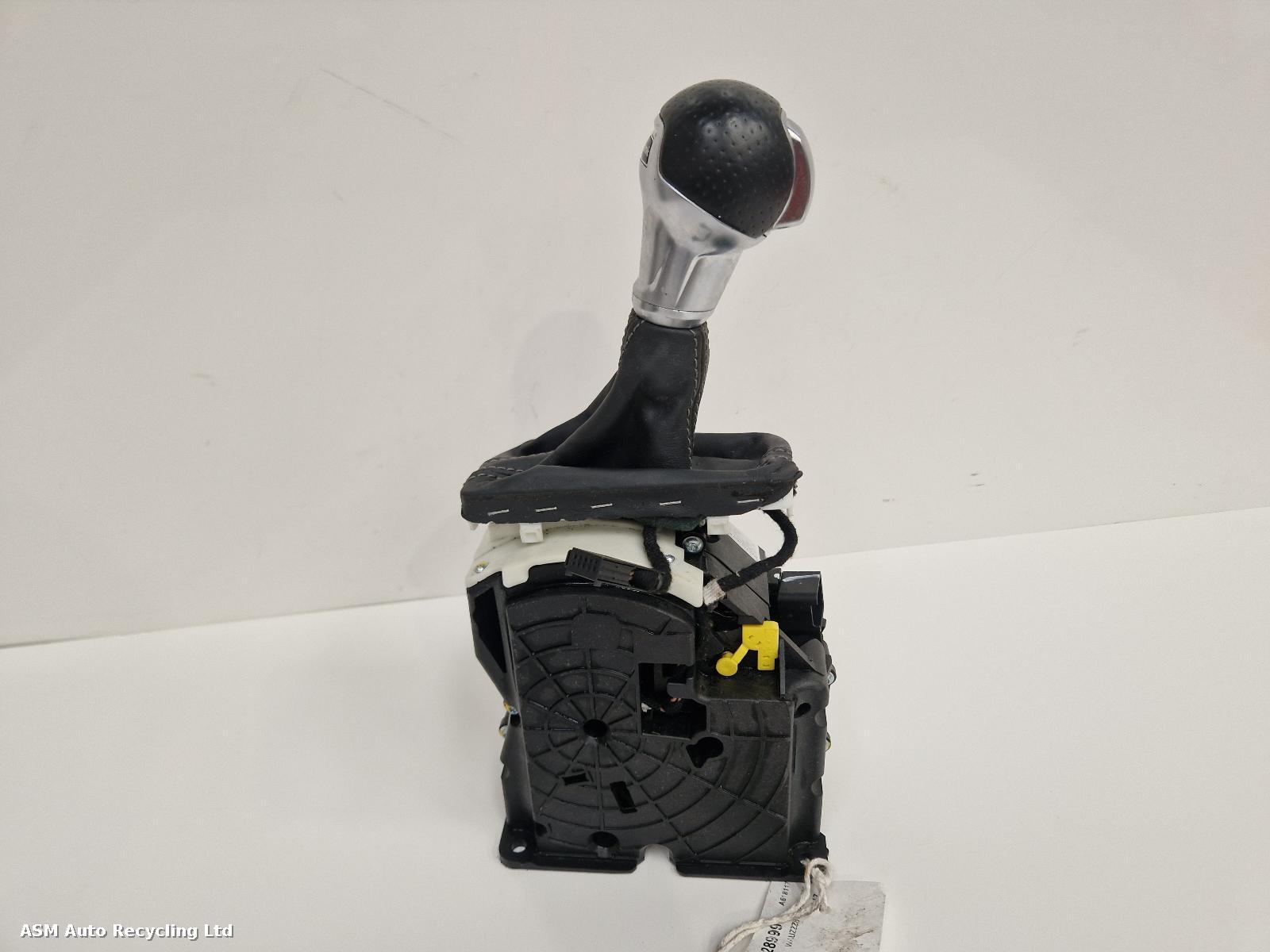View Auto part Gear Stick/Shifter Audi A3 2017