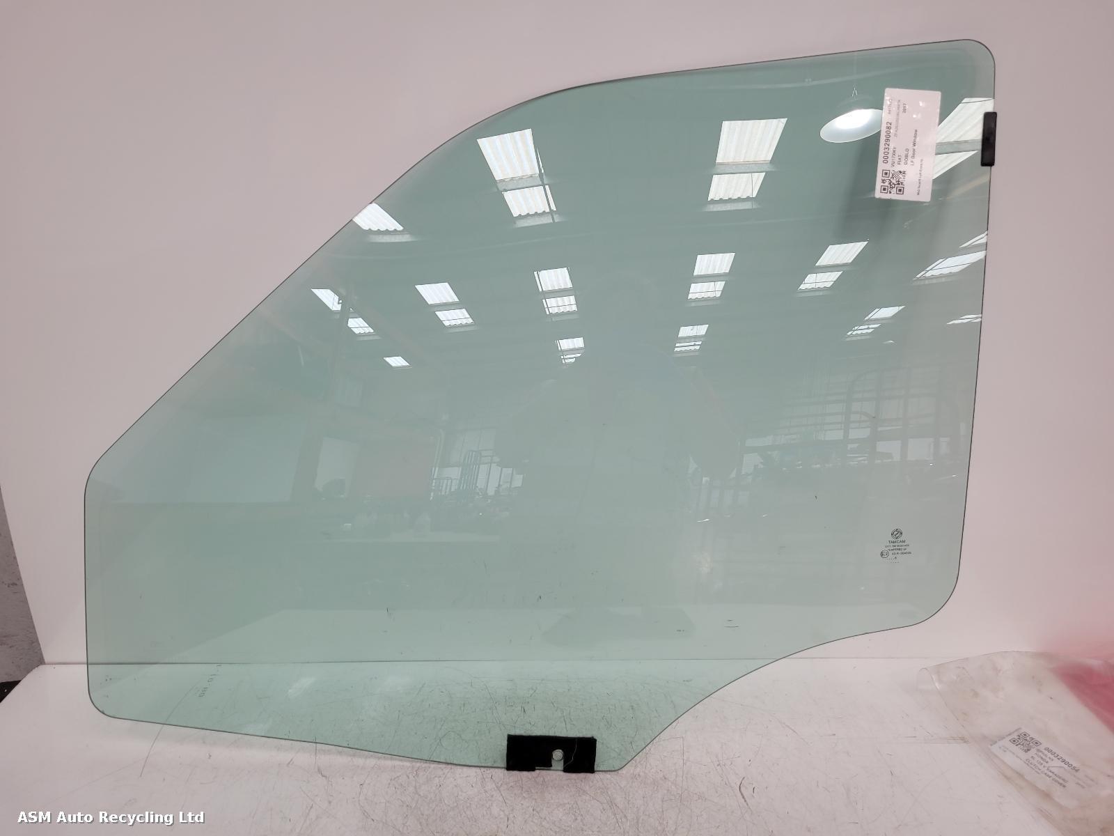 View Auto part LF Door Window Fiat Doblo 2017