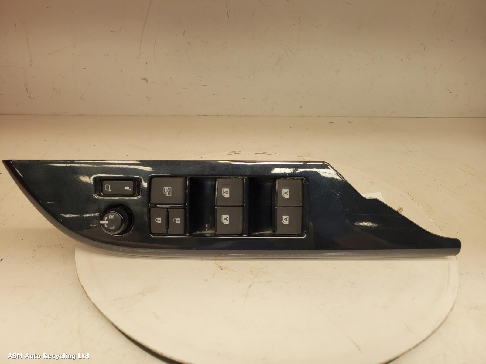 View Auto part Elect. Window Switch Toyota Hilux 2024