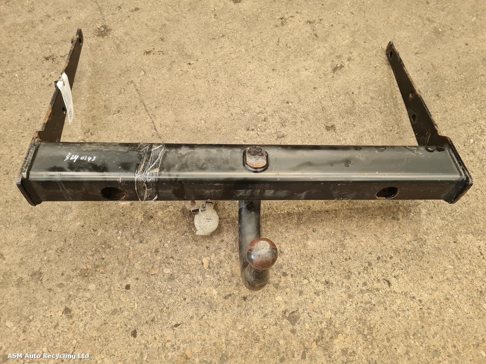 View Auto part Towbar Volkswagen Transporter 2011