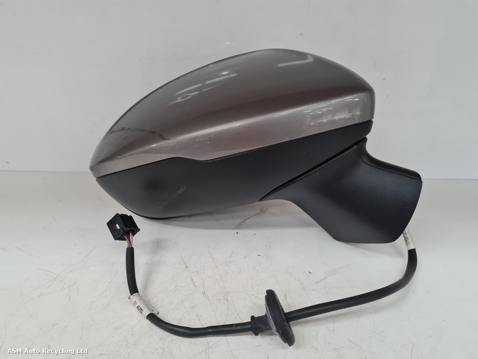 View Auto part R Door Mirror Vauxhall Astra 2016