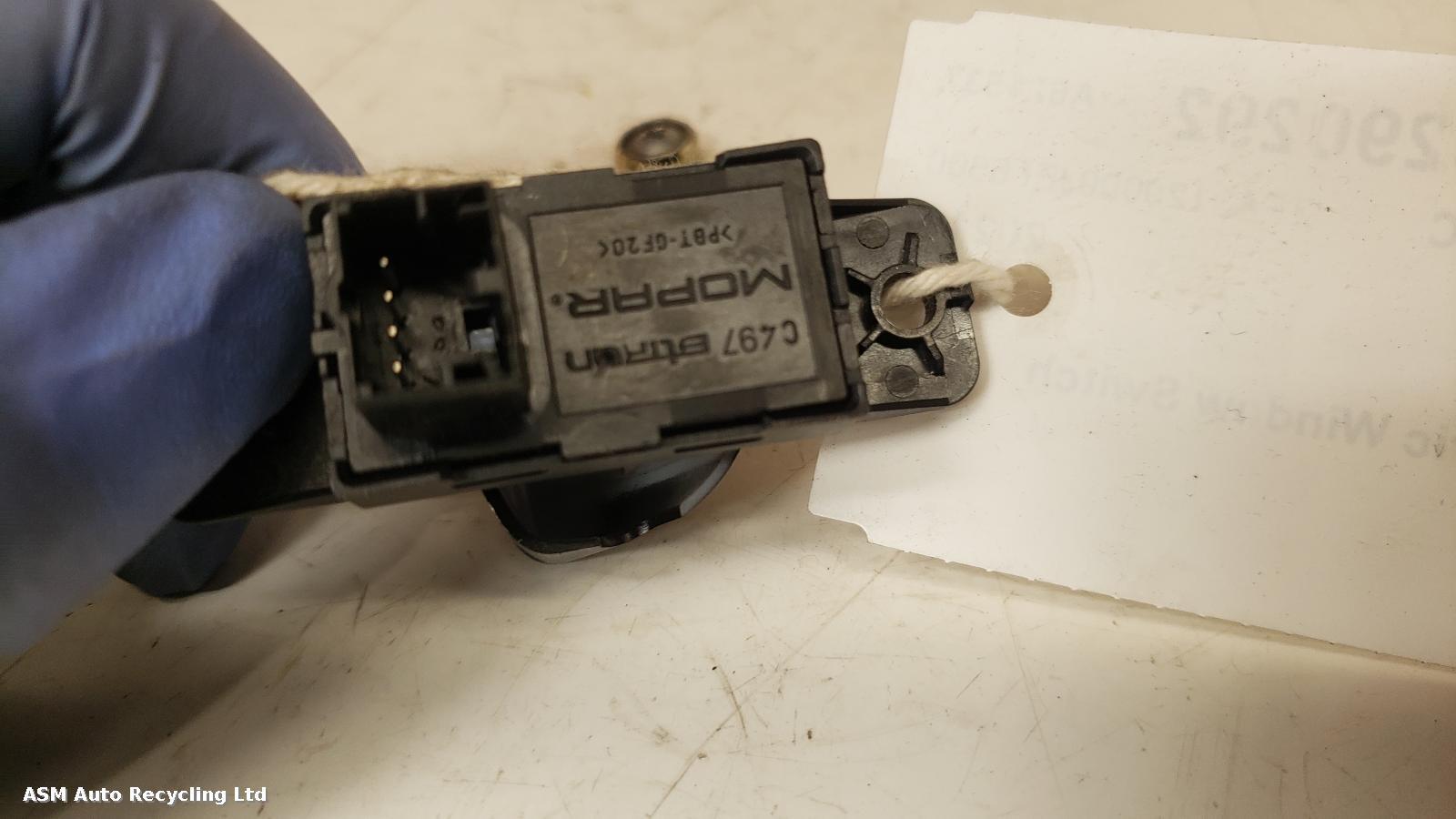 View Auto part Elect. Window Switch Fiat 500 2021