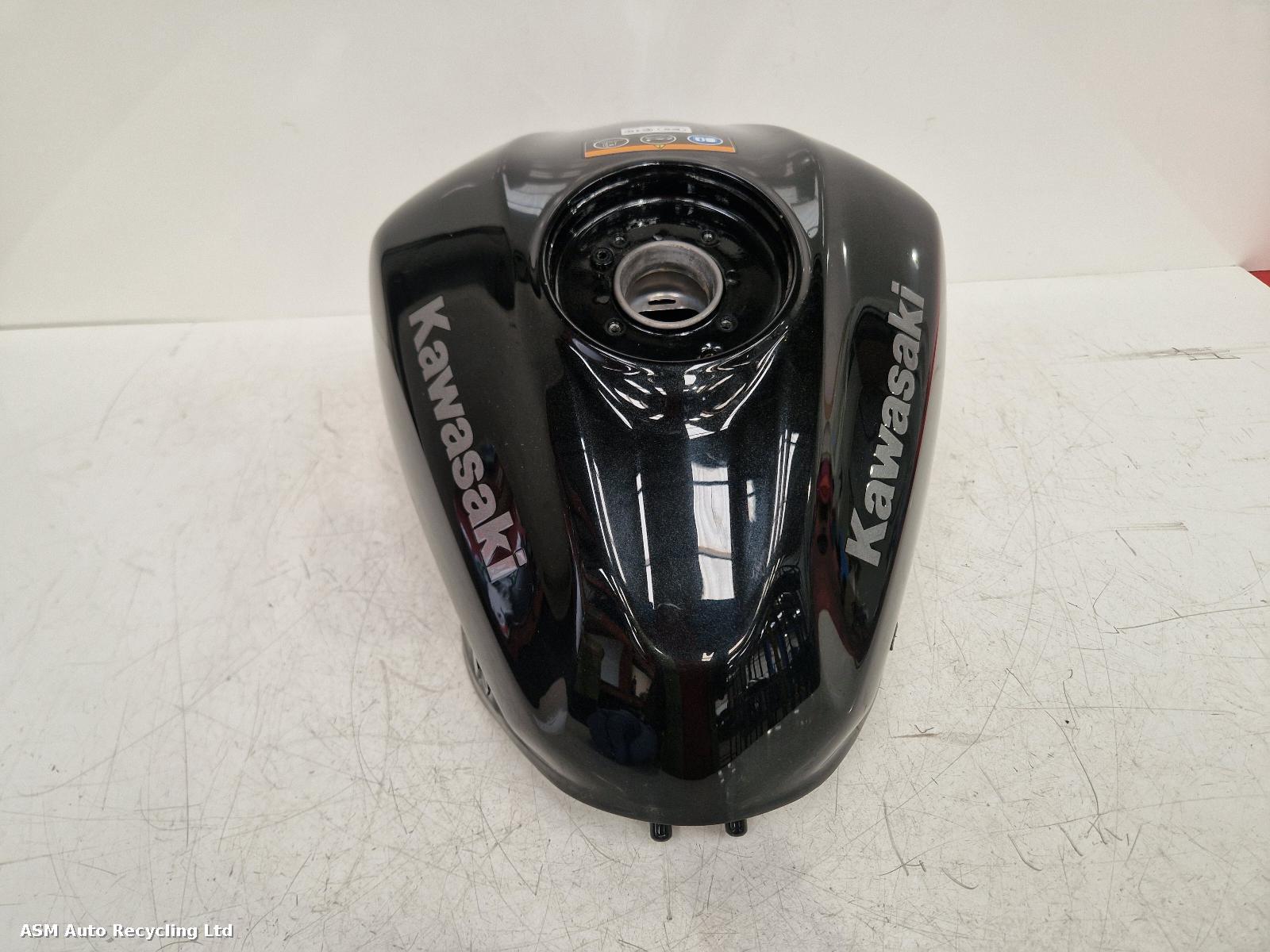 View Auto part Fuel Tank Kawasaki Ninja 125 2026
