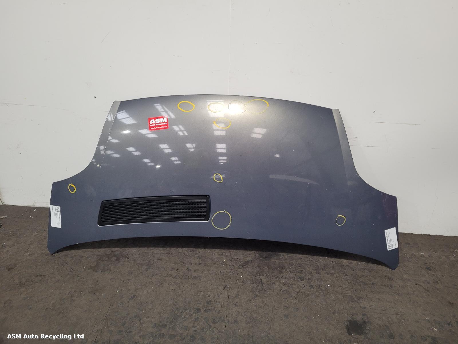View Auto part Bonnet Vauxhall Vivaro 2014