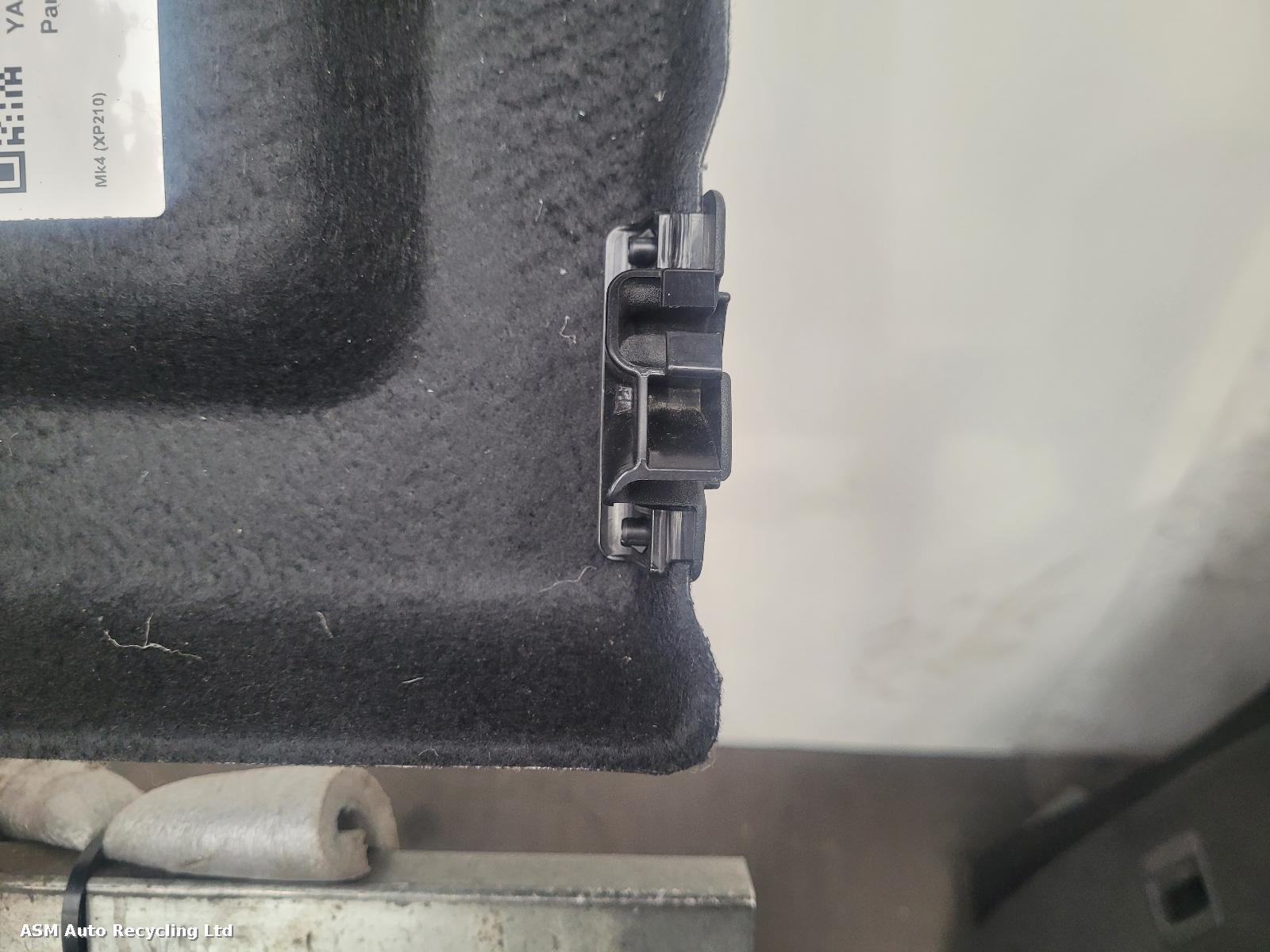 View Auto part Parcel Shelf Toyota Yaris 2024