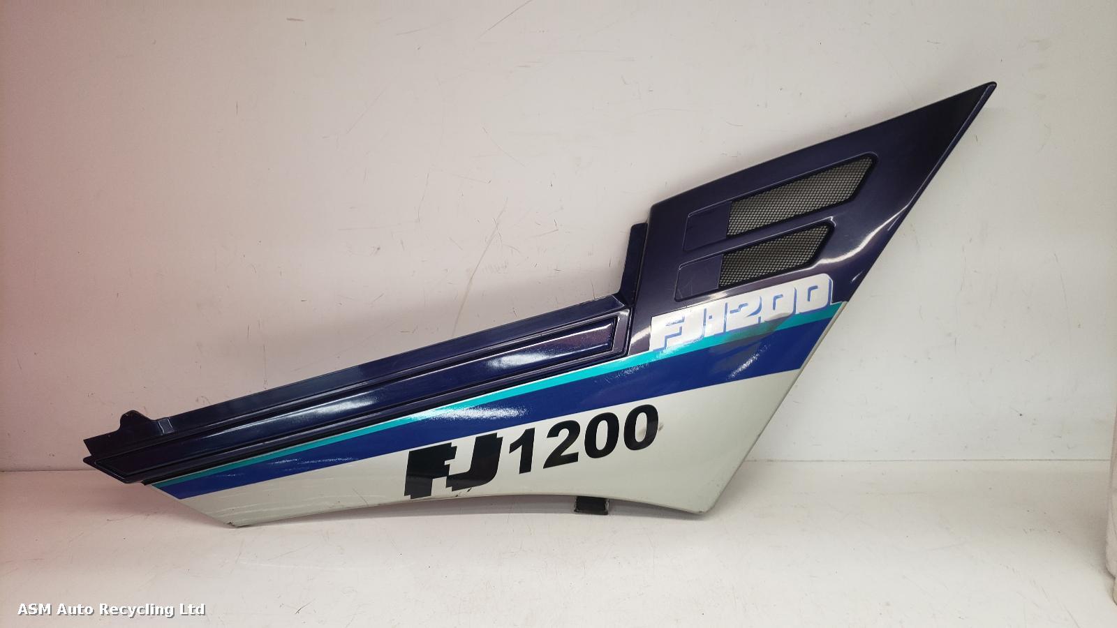 View Auto part Side Panel Right Yamaha Fj 1200 1993