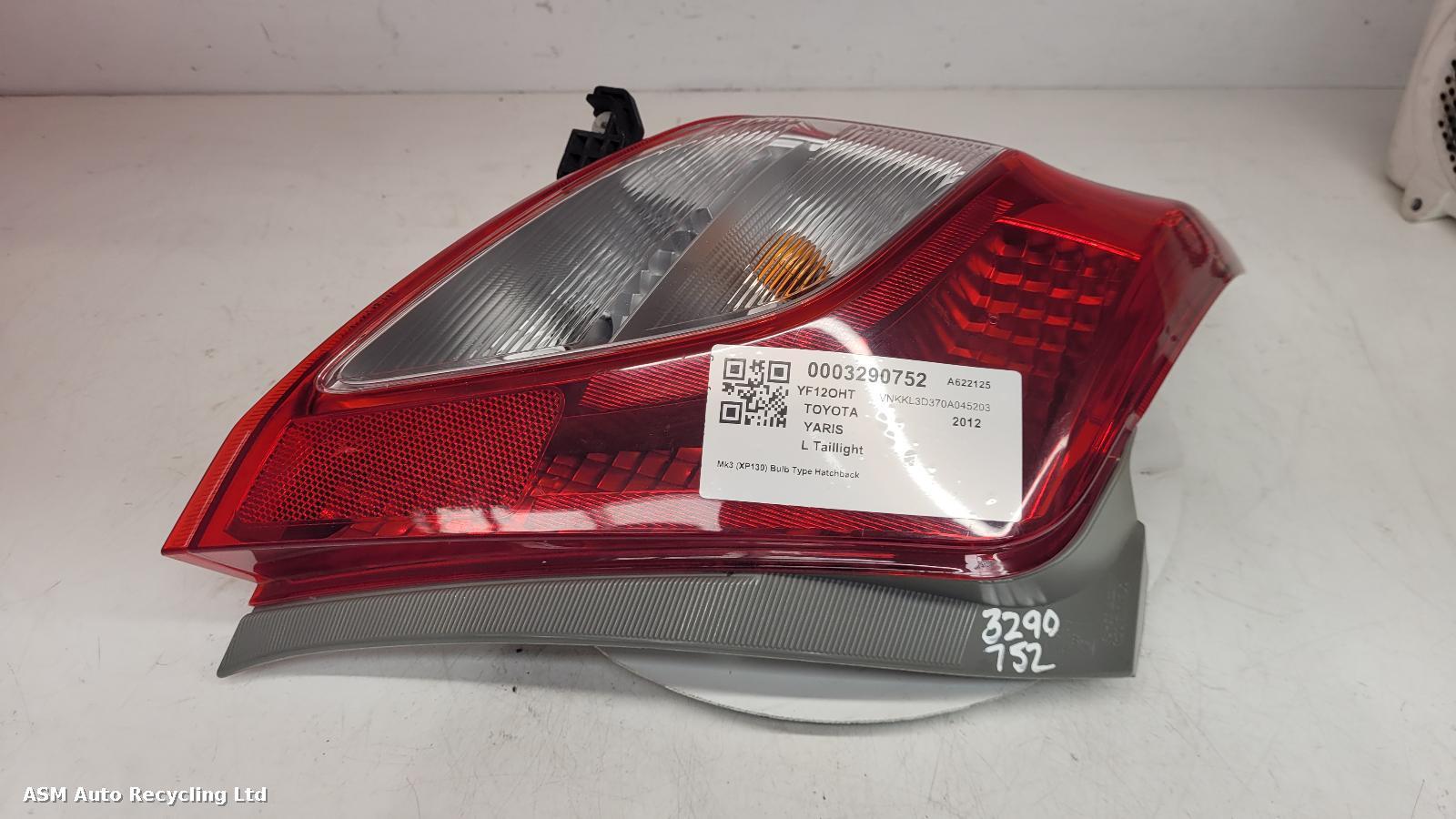View Auto part L Taillight Toyota Yaris 2012