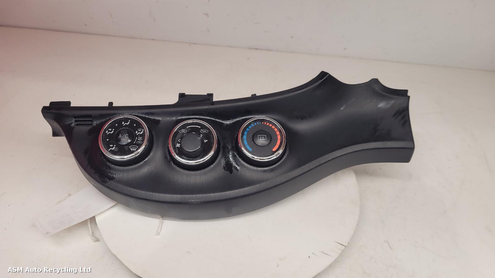 View Auto part Heater/AC Controller Toyota Yaris 2012