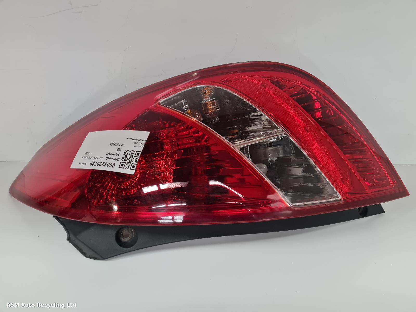 View Auto part R Taillight Hyundai I20 2009