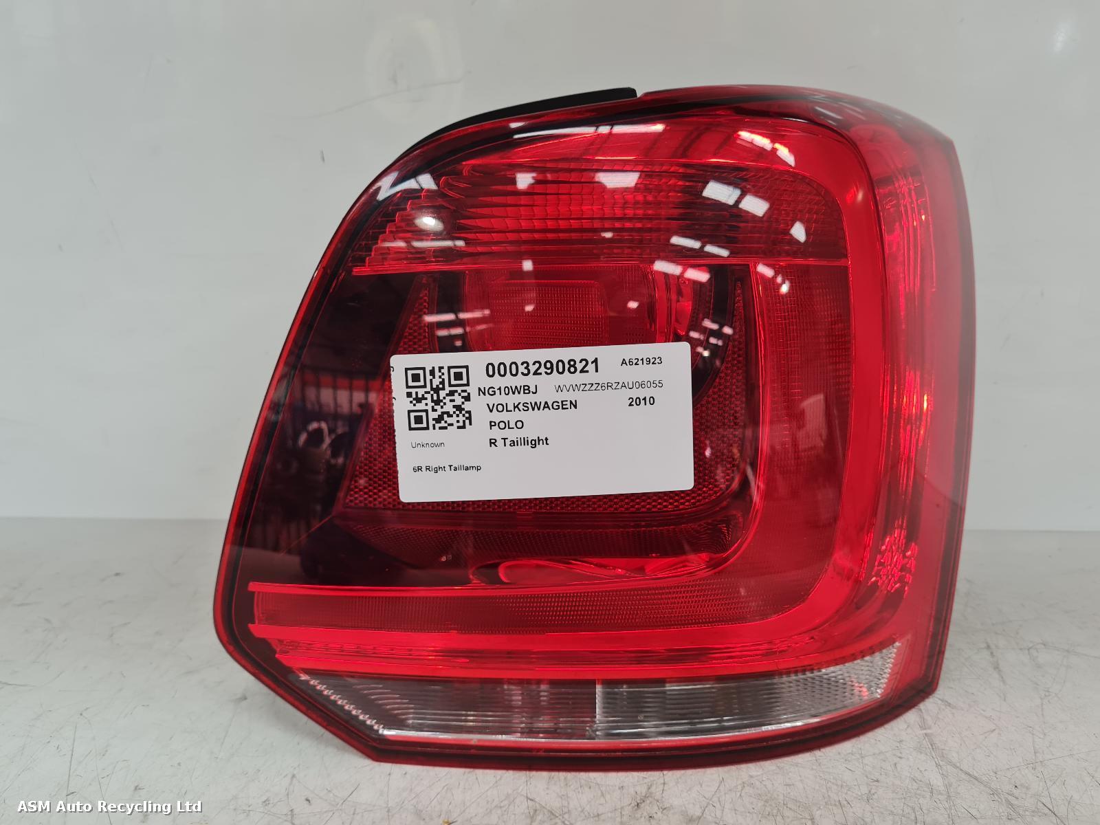 View Auto part R Taillight Volkswagen Polo 2010