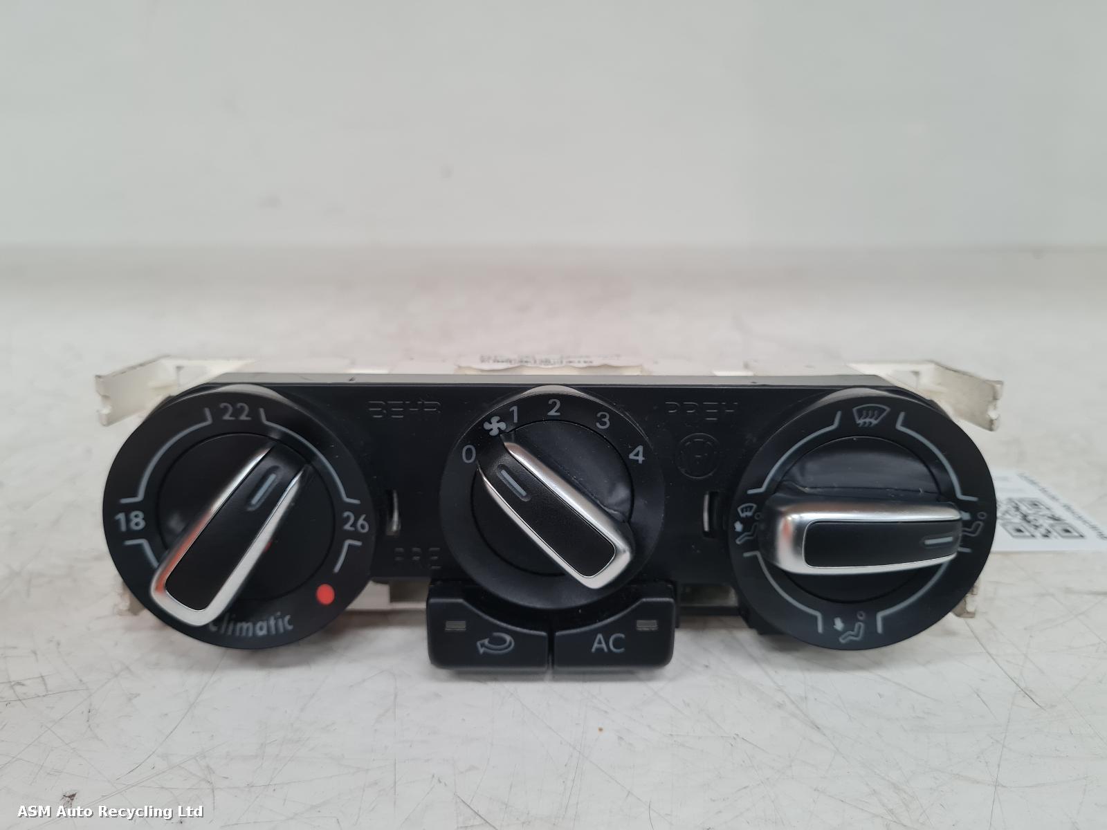 View Auto part Heater/AC Controller Volkswagen Polo 2010