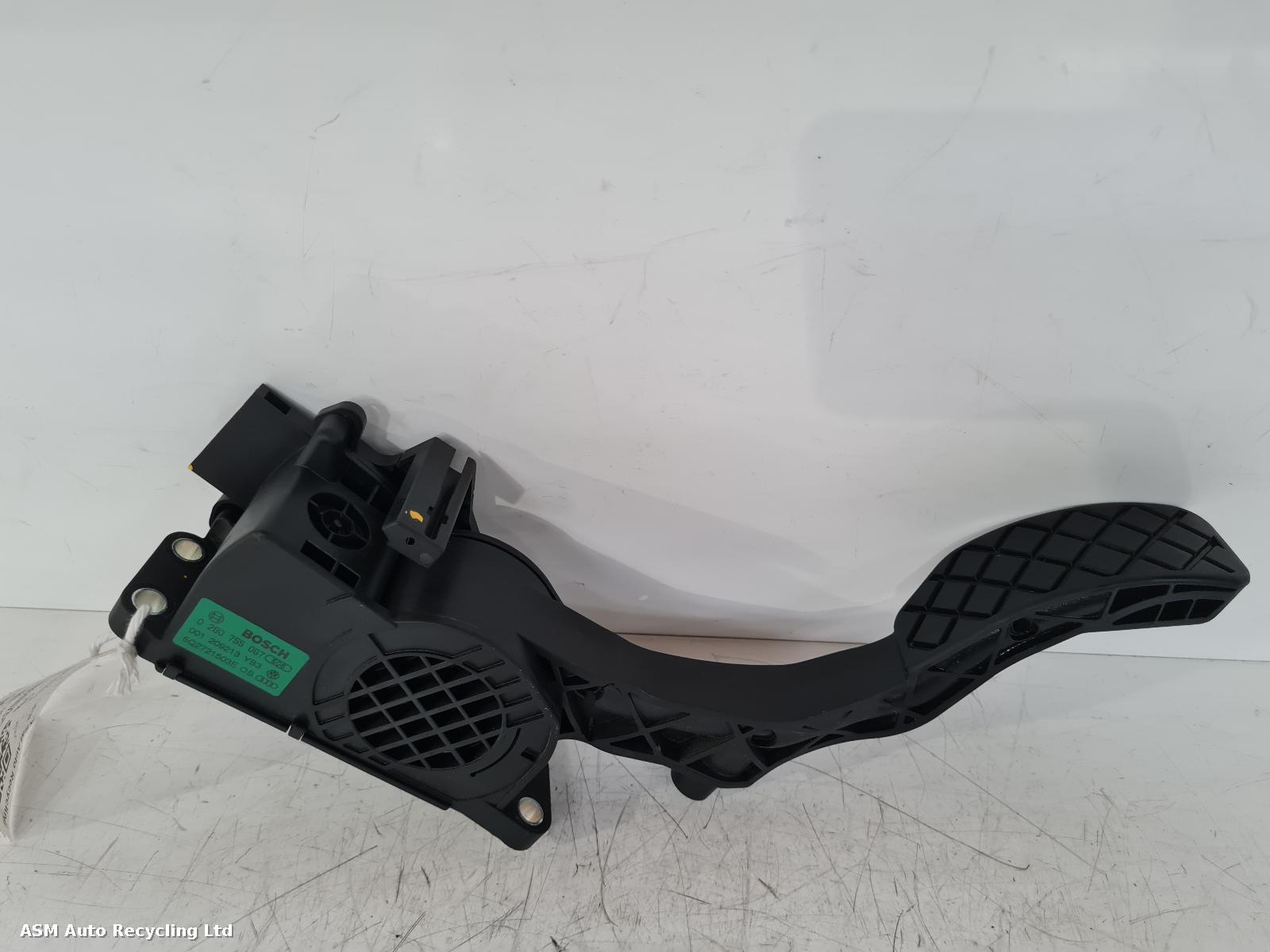 View Auto part Pedal Potentiometer Volkswagen Polo 2010