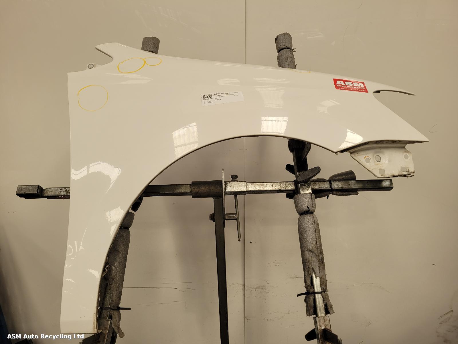 View Auto part R Wing Volkswagen Polo 2012