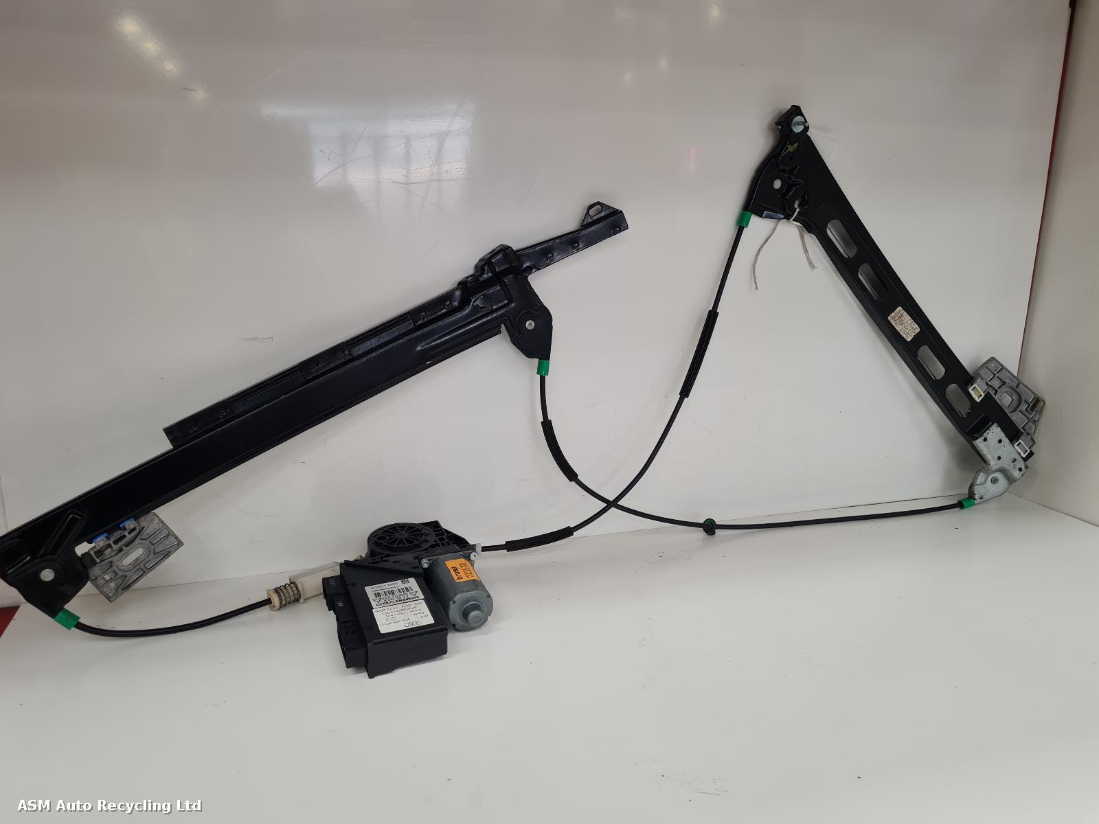 View Auto part RF Window Regulator Audi A4 2007