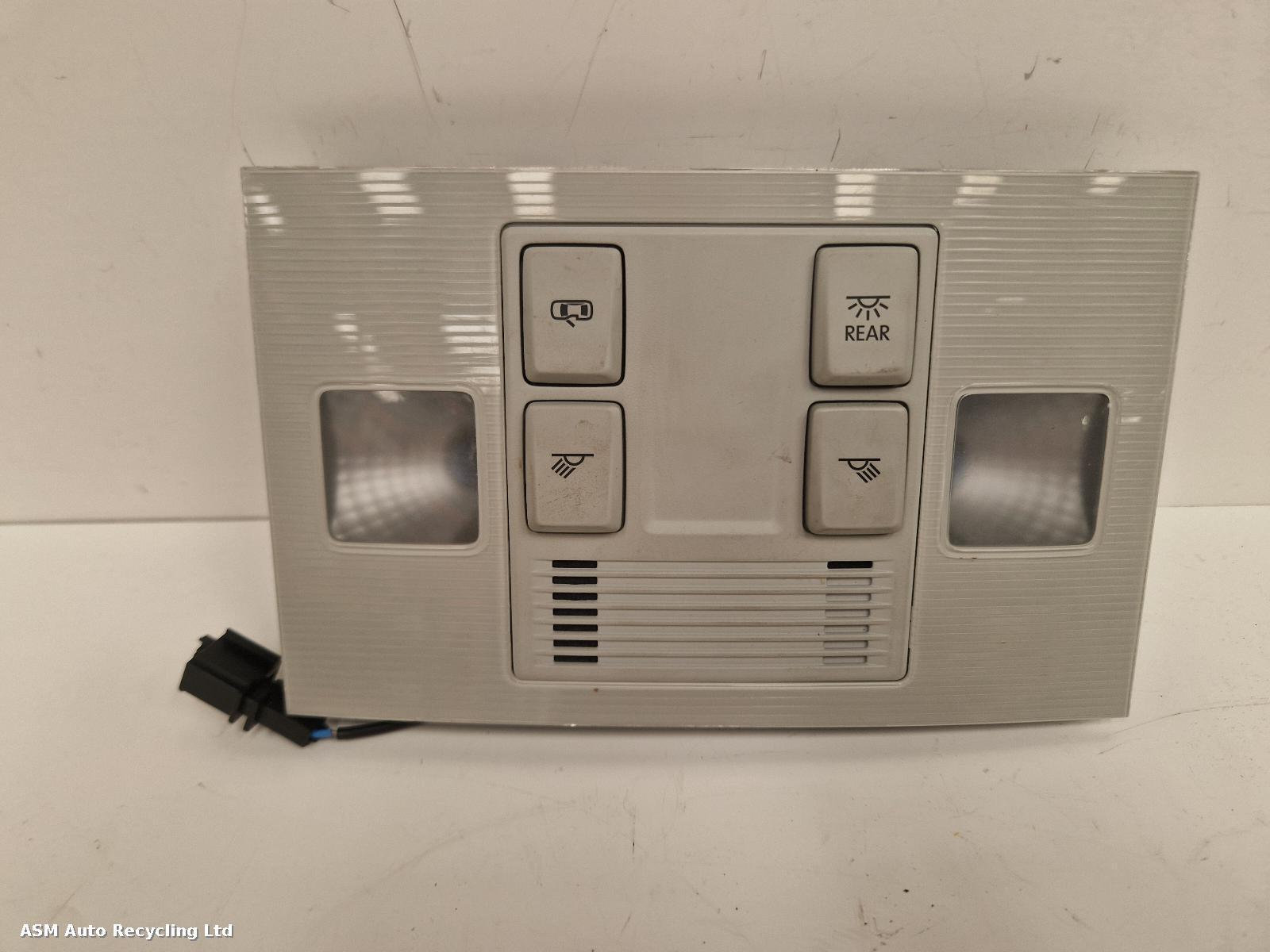 View Auto part Courtesy Light Volkswagen Golf 2017