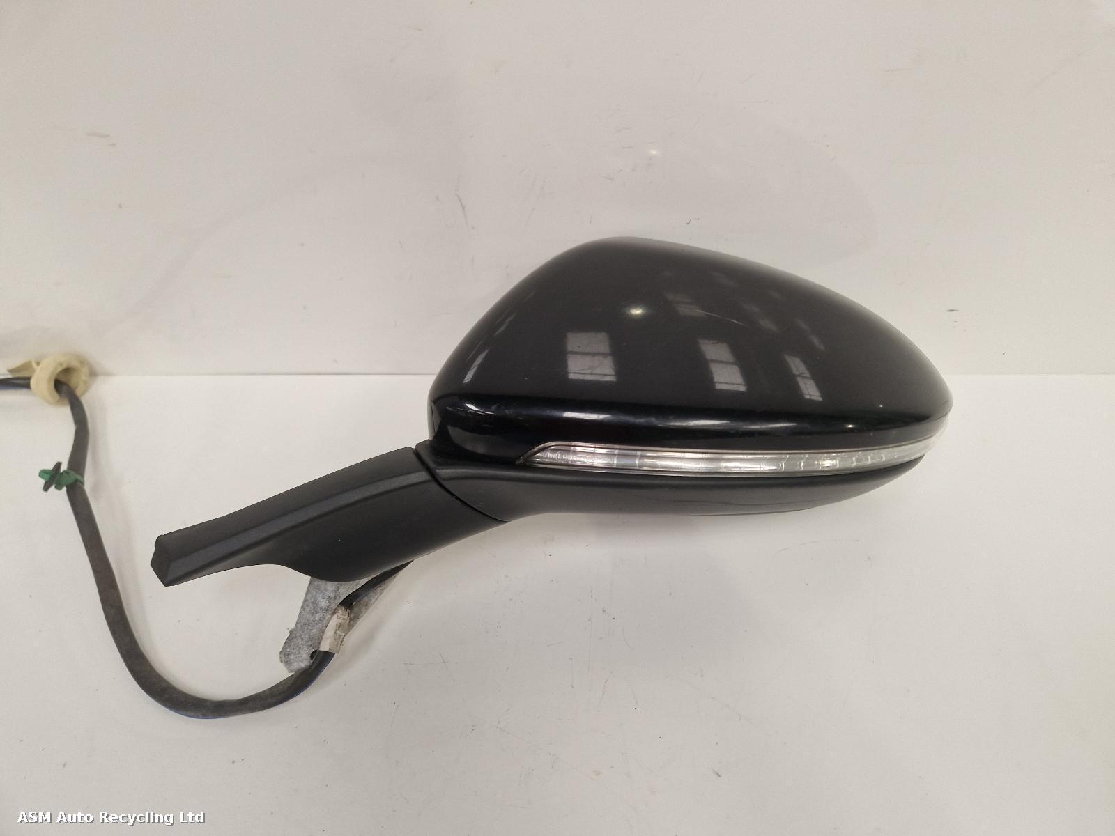 View Auto part L Door Mirror Volkswagen Golf 2017
