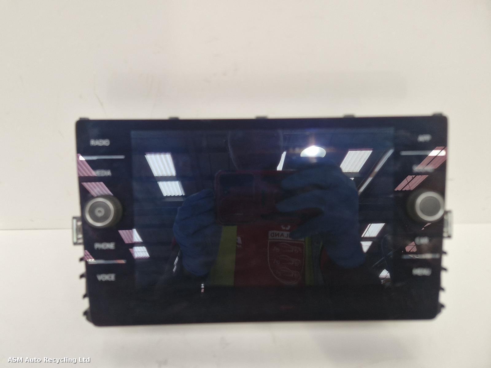 View Auto part A/V Equipment Volkswagen Golf 2017