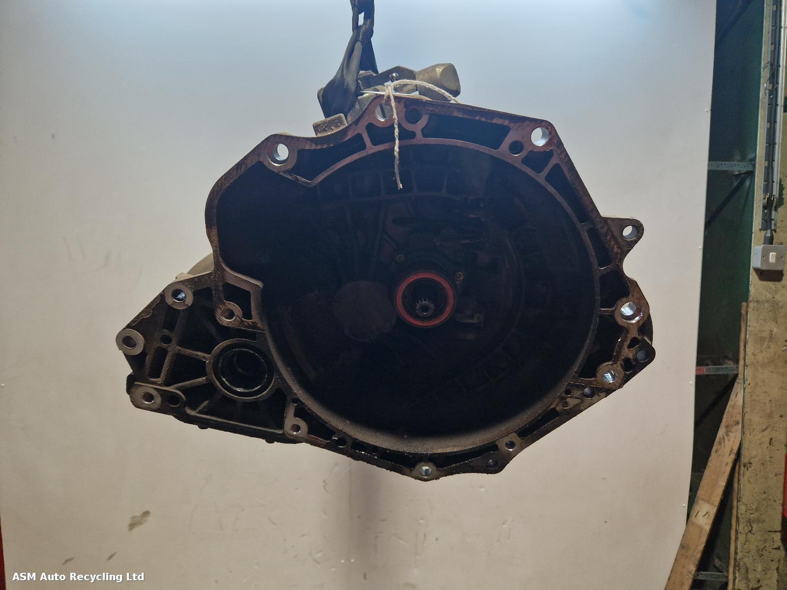 View Auto part Gearbox Vauxhall Astra 2016