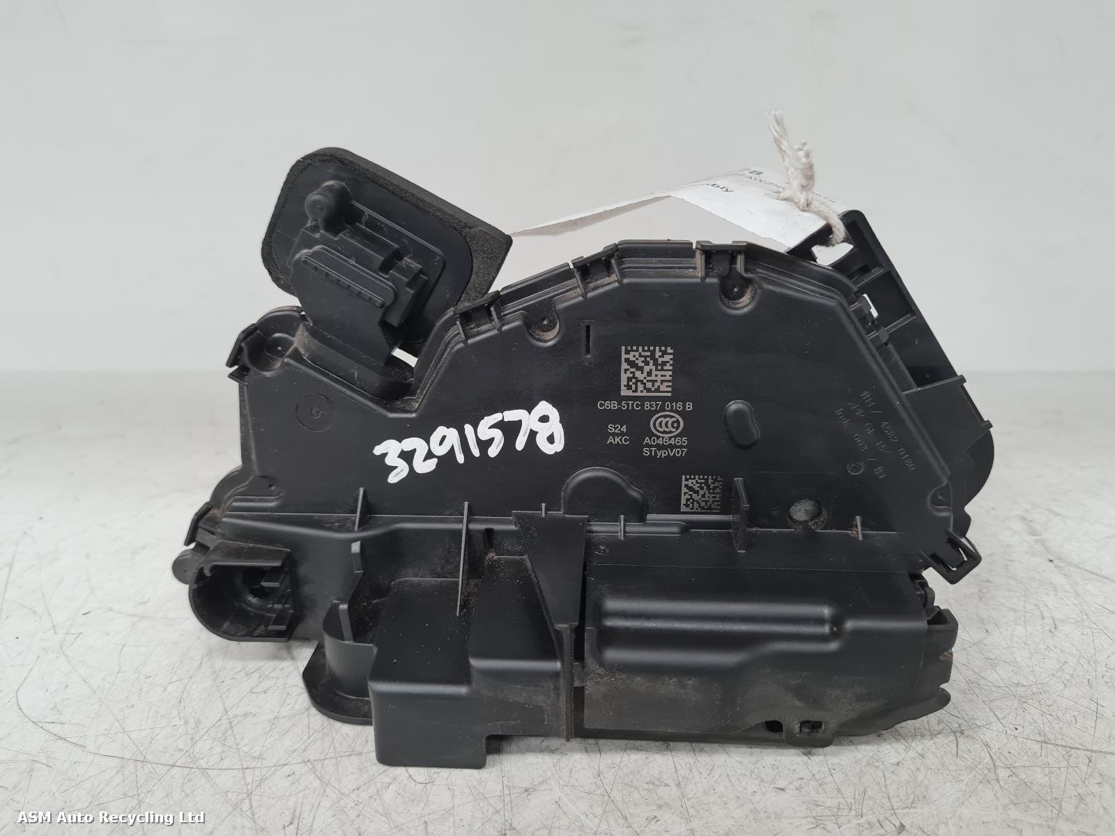 View Auto part Door Lock Assembly Volkswagen Polo 2021