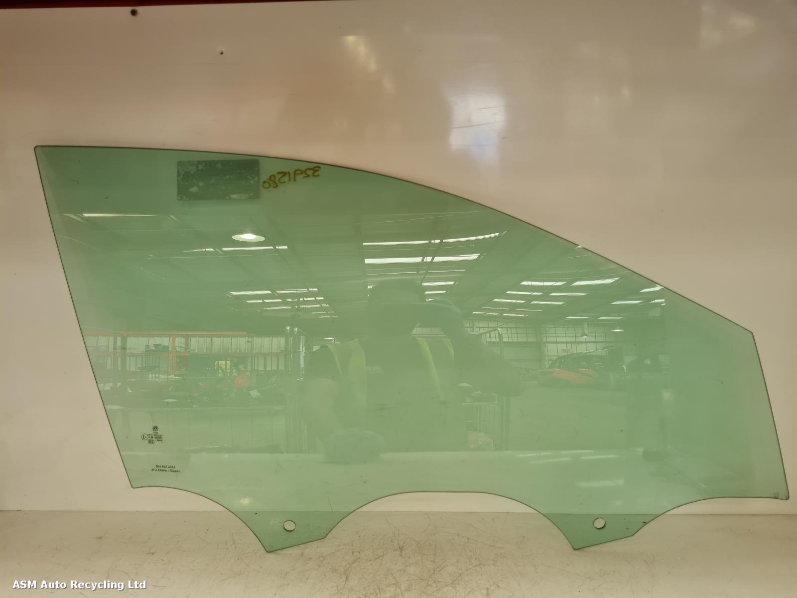 View Auto part RF Door Window Volkswagen Polo 2021