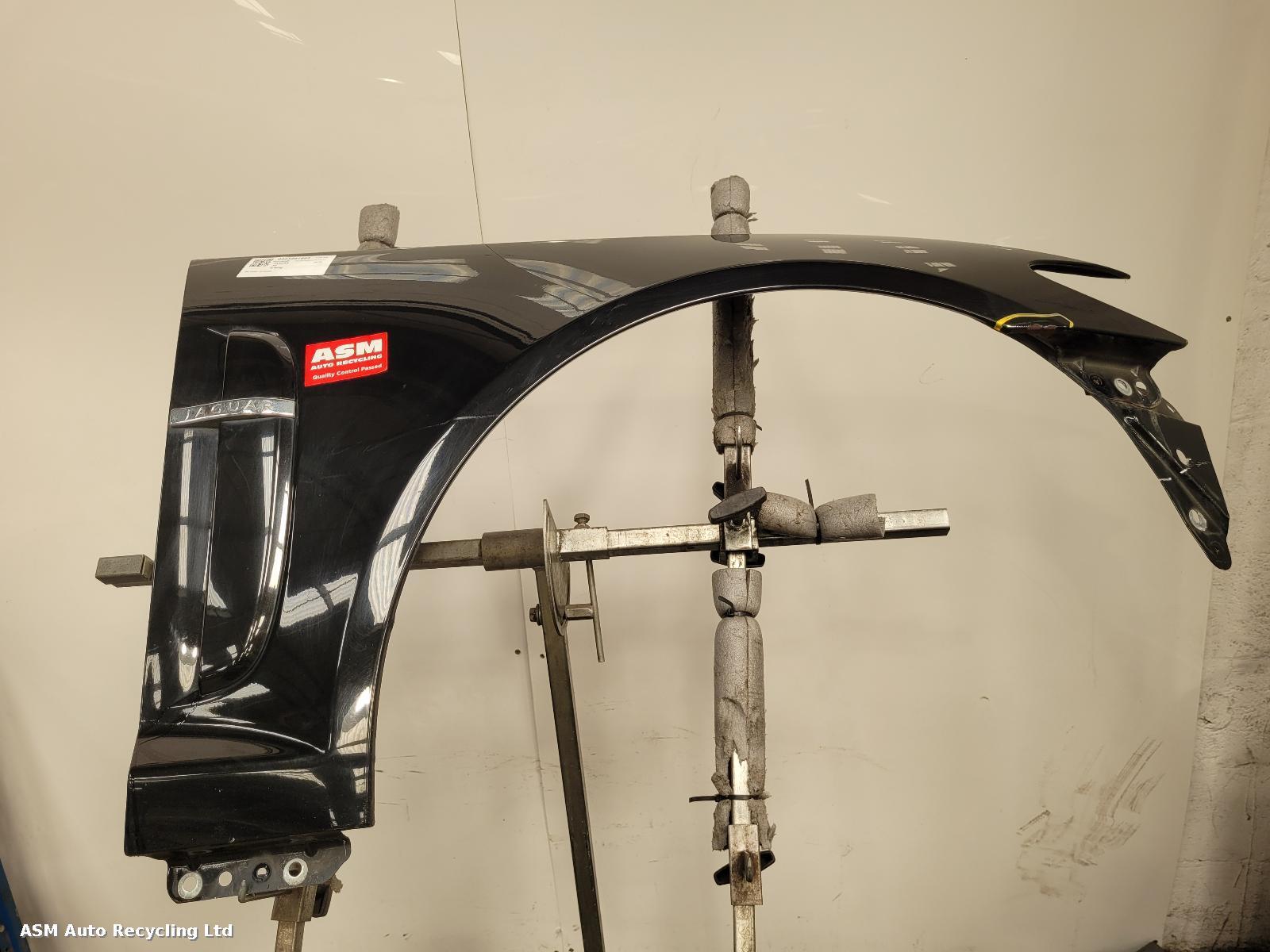 View Auto part R Wing Jaguar Xf 2010