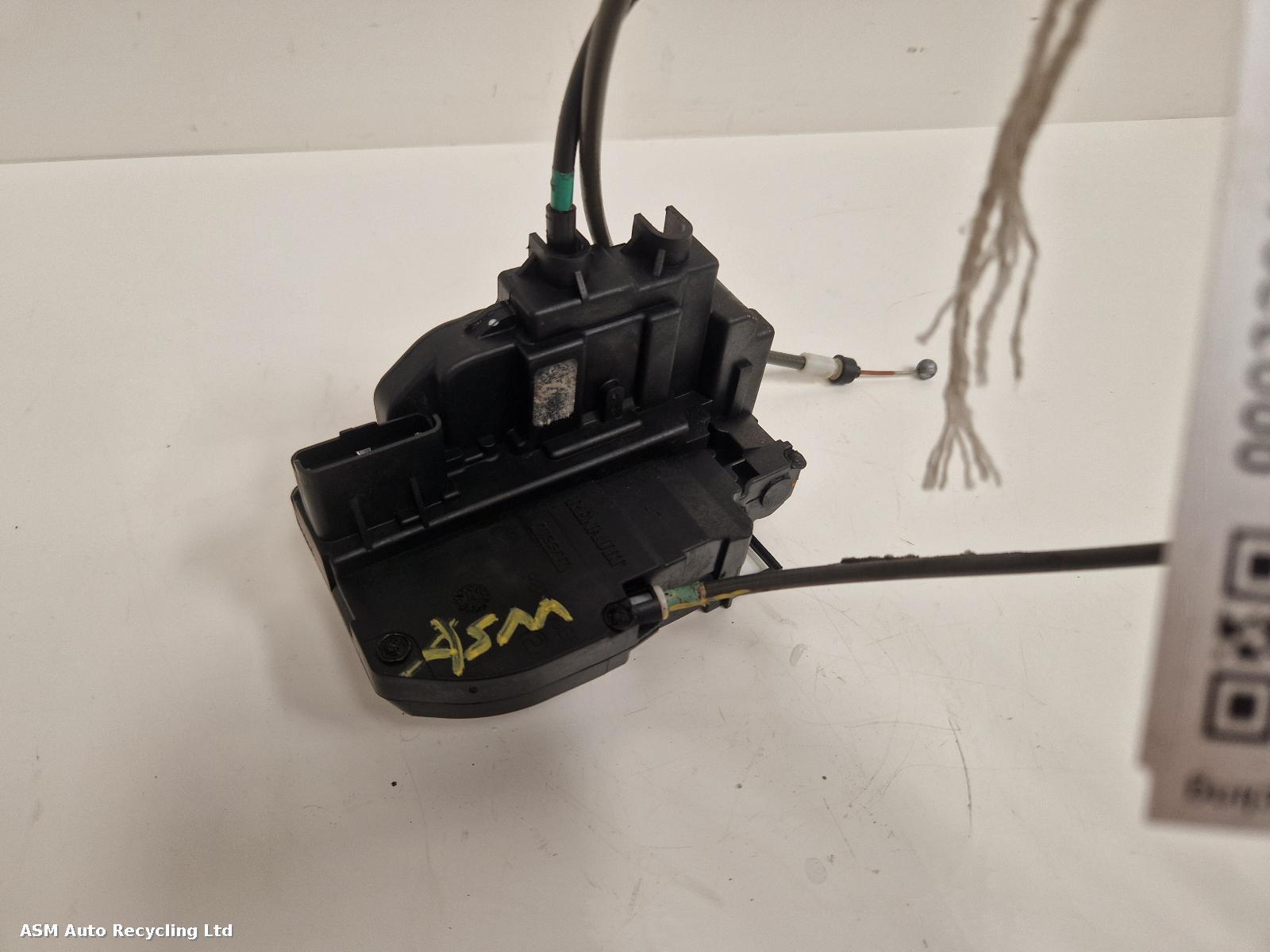 View Auto part Door Lock Assembly Nissan Qashqai 2012