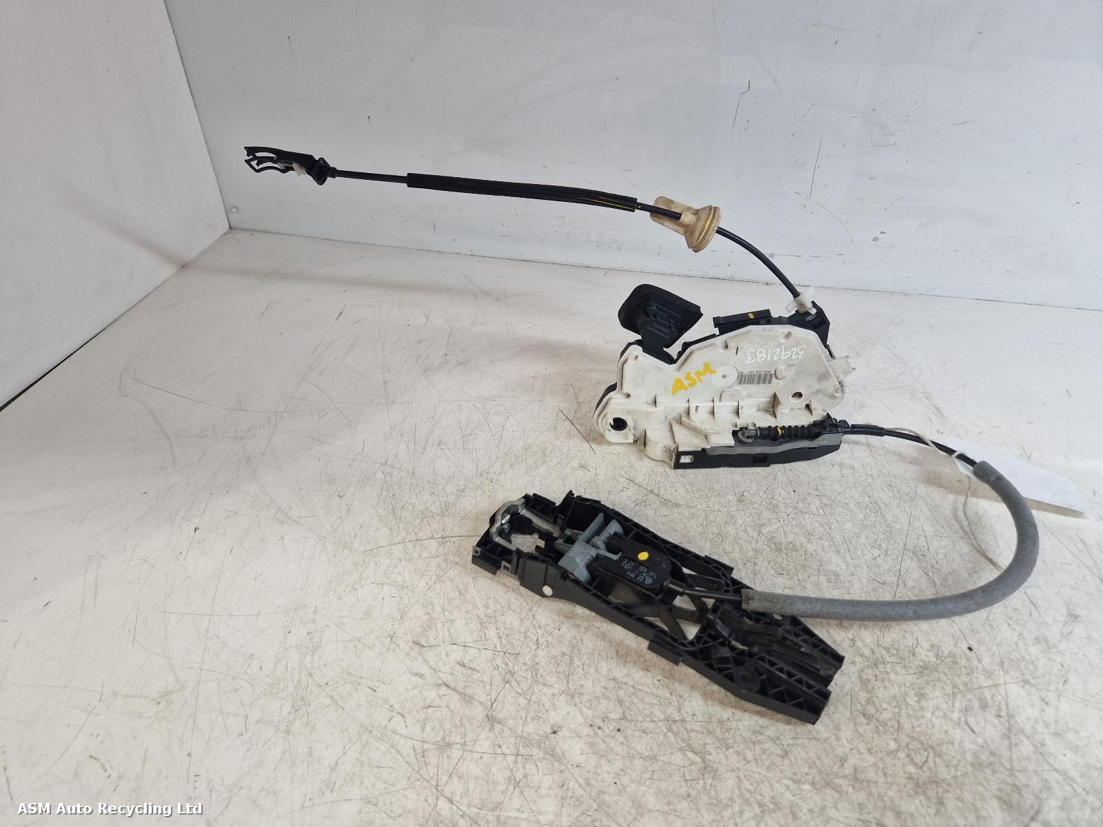 View Auto part Door Lock Assembly Volkswagen Golf 2009