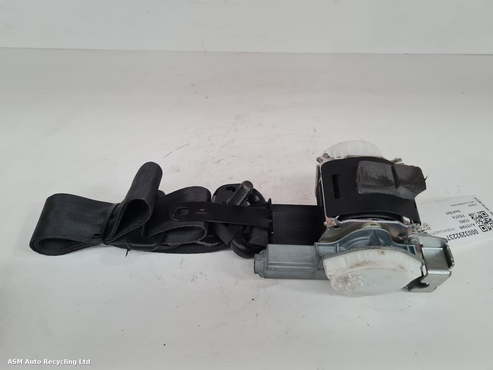 View Auto part Seat Belt Ford Fiesta 2015
