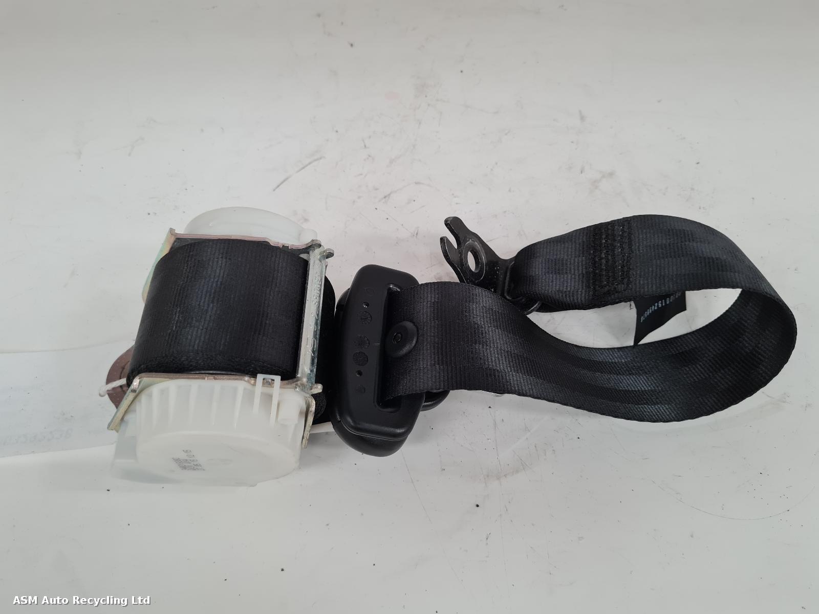 View Auto part Seat Belt Ford Fiesta 2015