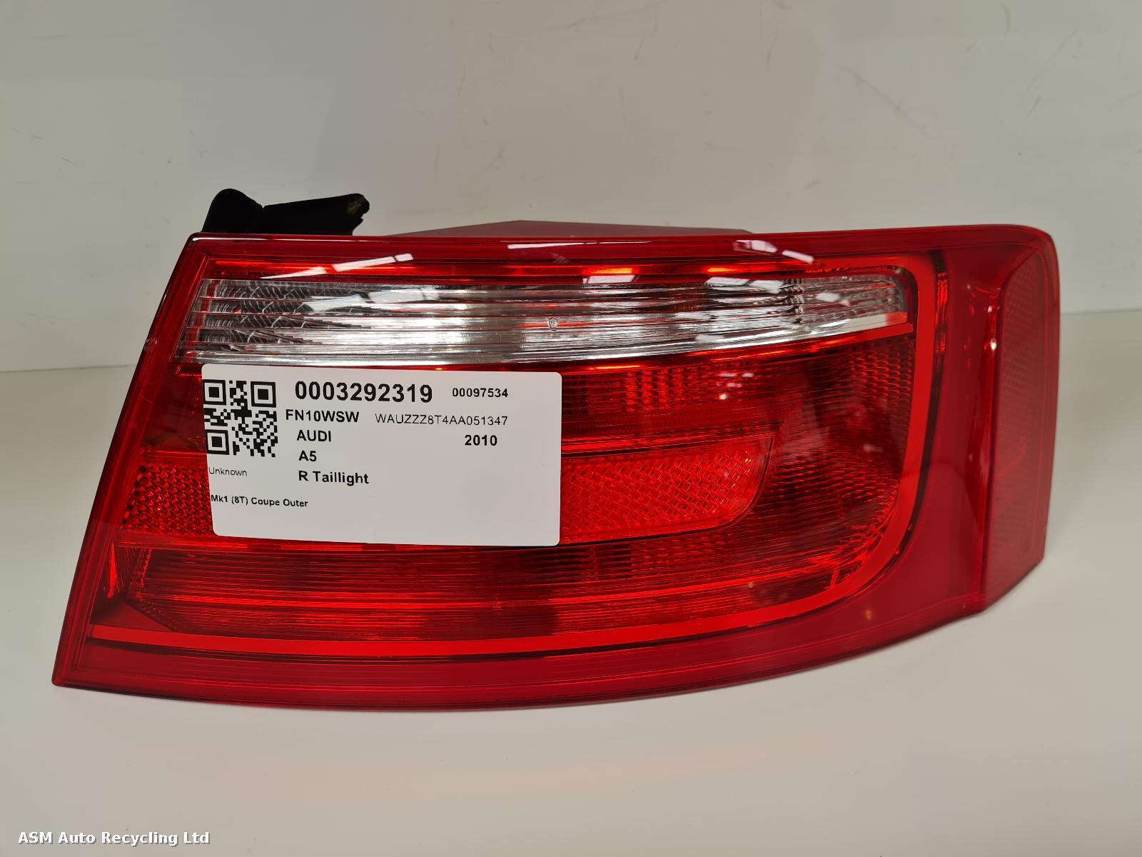 View Auto part R Taillight Audi A5 2010