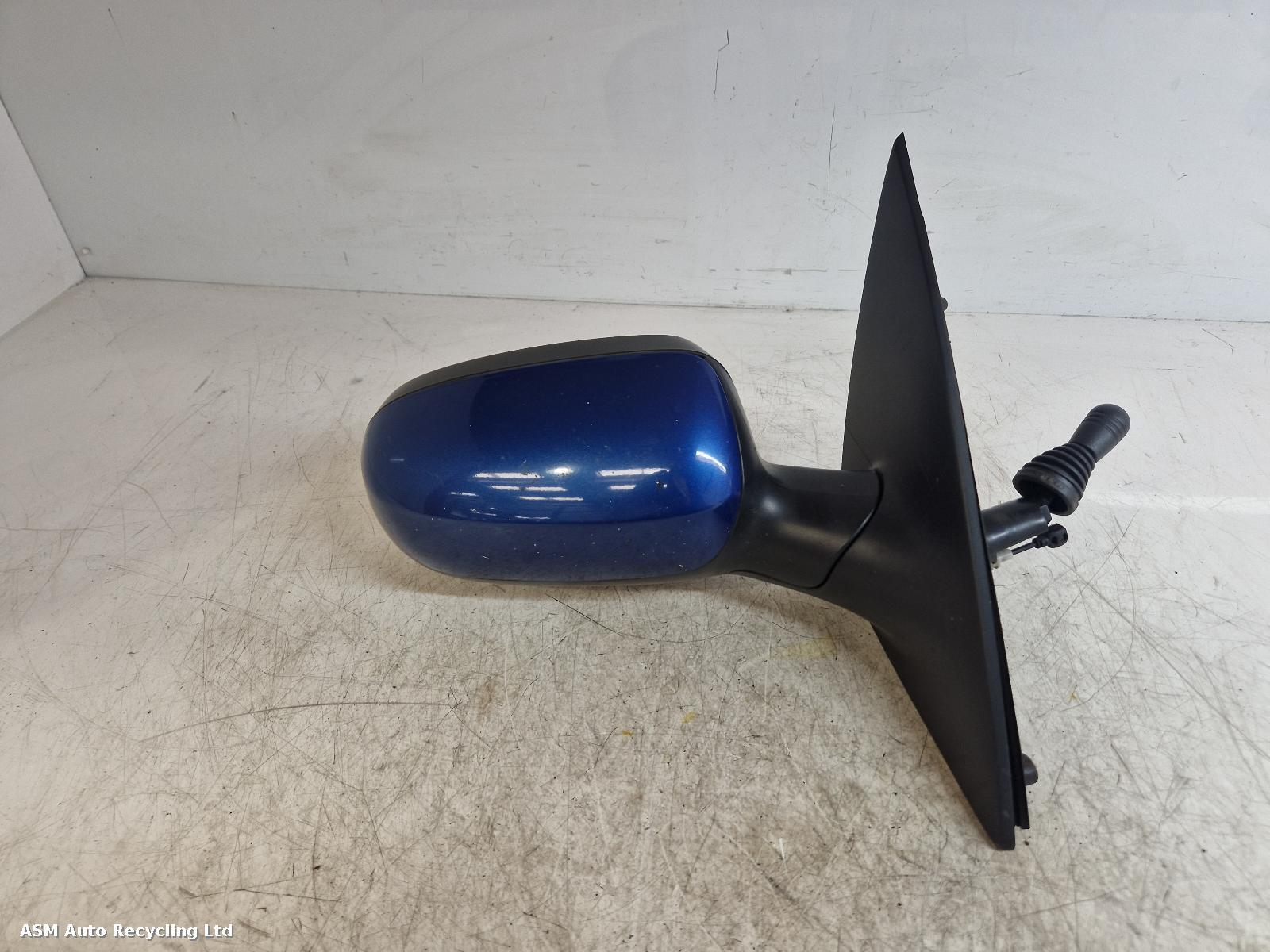 View Auto part R Door Mirror Vauxhall Corsa 2005