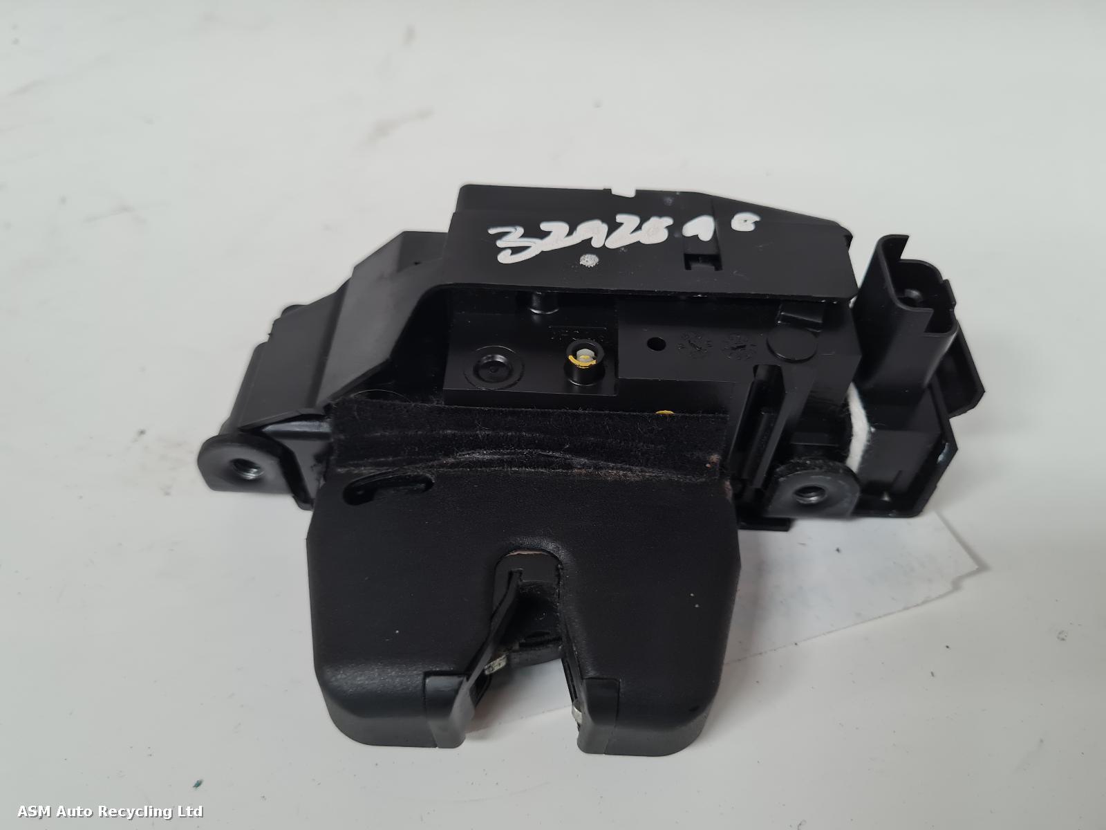 View Auto part Bootlid/Tailgate Lock Citroen C4 Cactus 2017